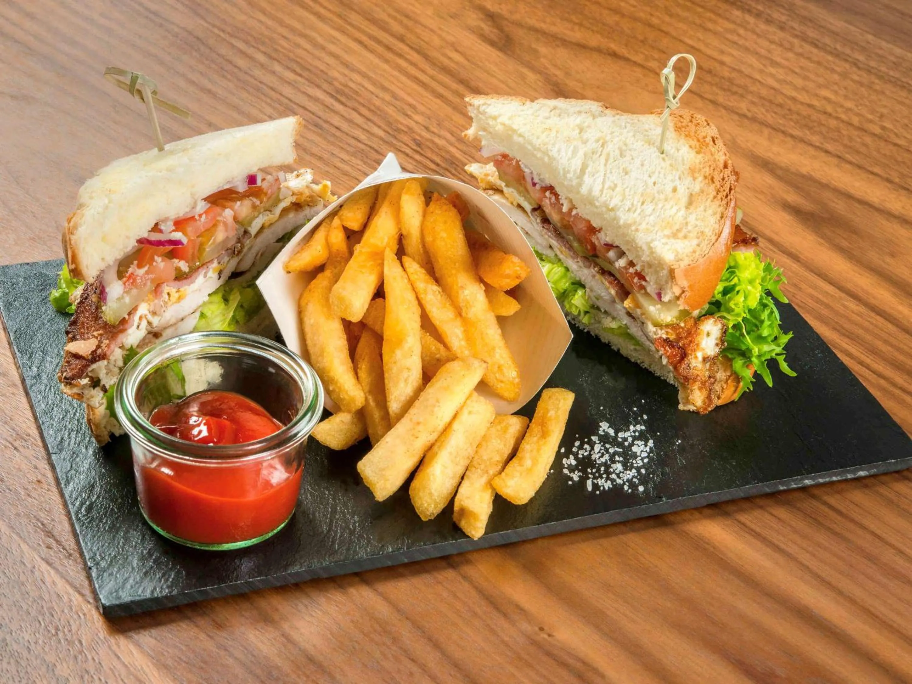 Lounge or bar in Mercure Warszawa Centrum