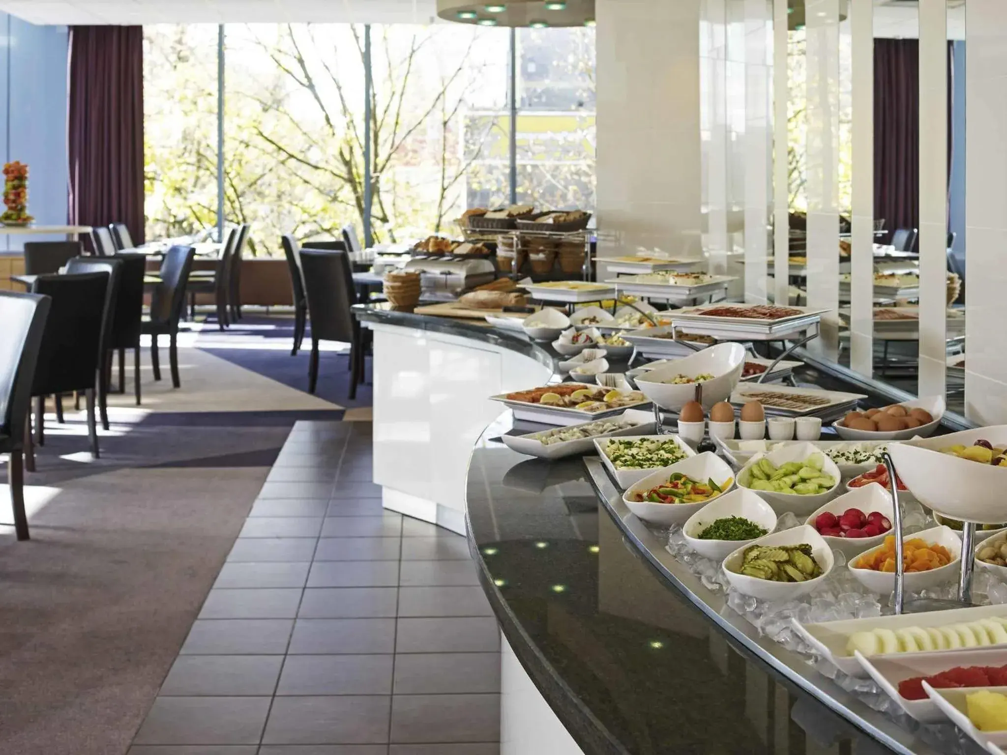 Restaurant/places to eat in Mercure Warszawa Centrum Restaurant/places to eat in Mercure Warszawa Centrum