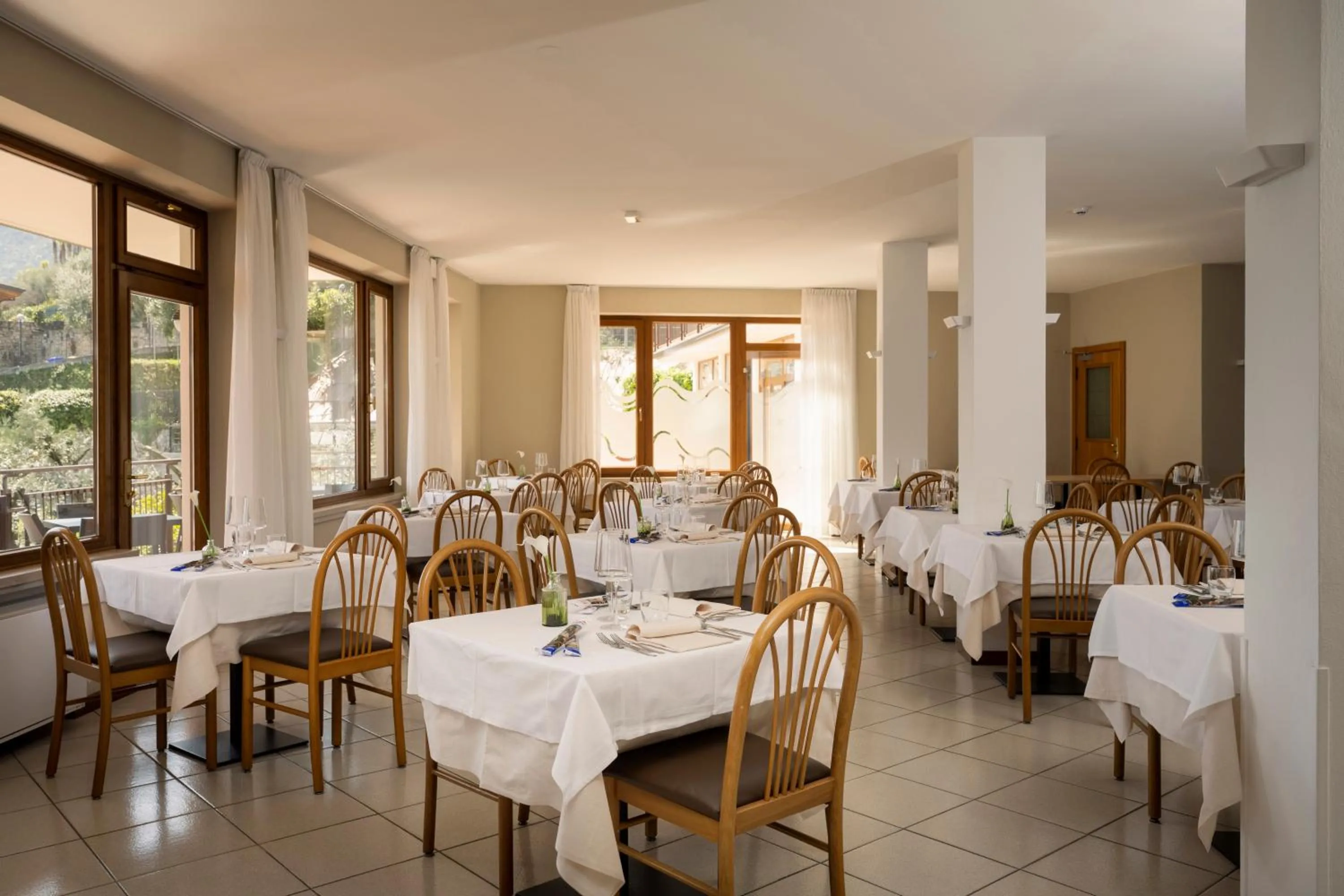 Restaurant/places to eat in Hotel Coste
