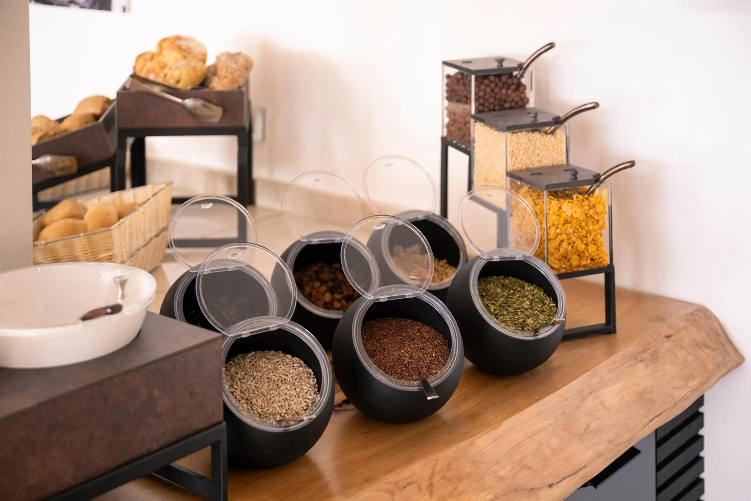 Restaurant/places to eat in Hotel Coste