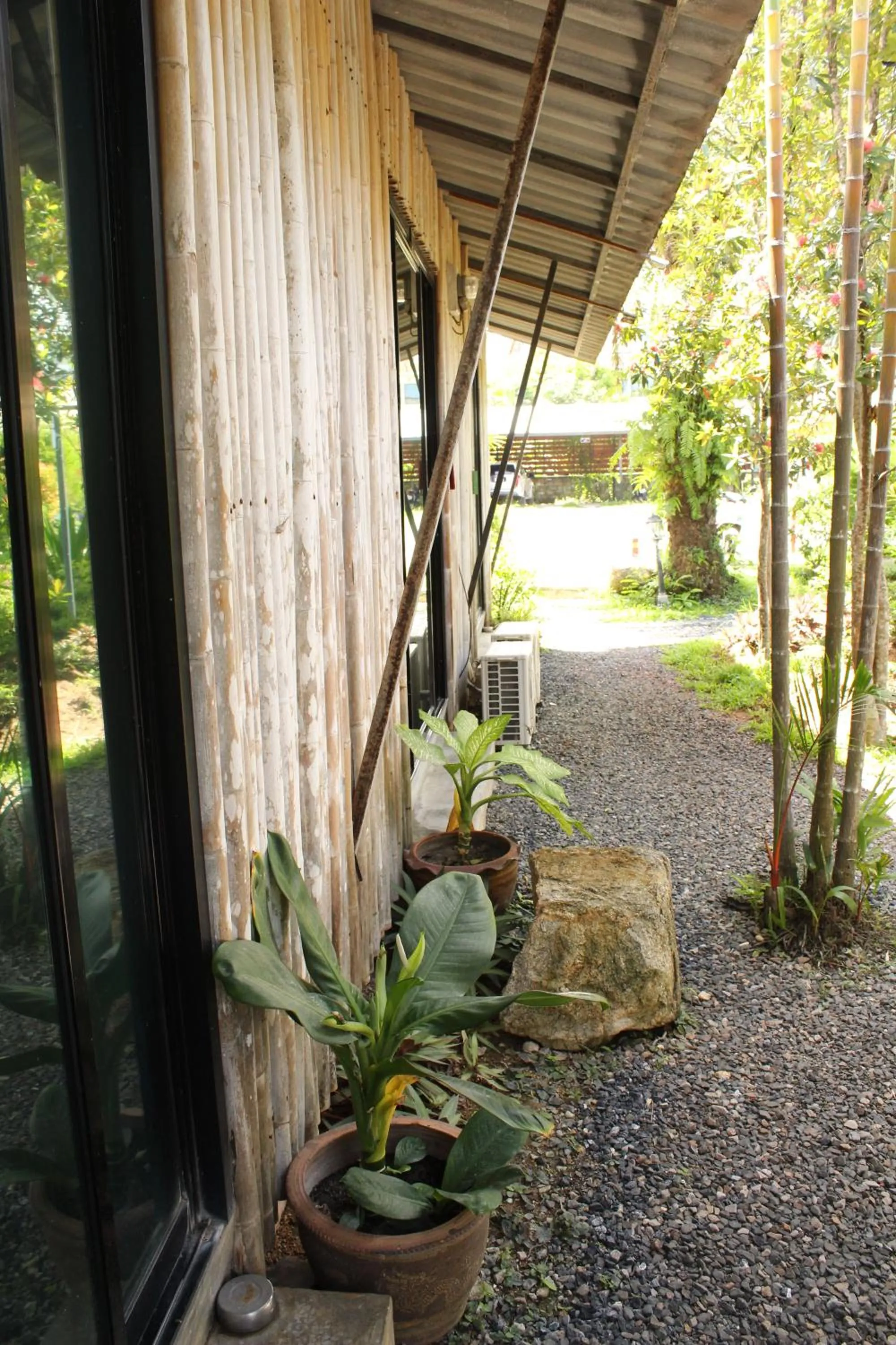 Photo of the whole room in B Happy Resort - SHA ExtraPlus