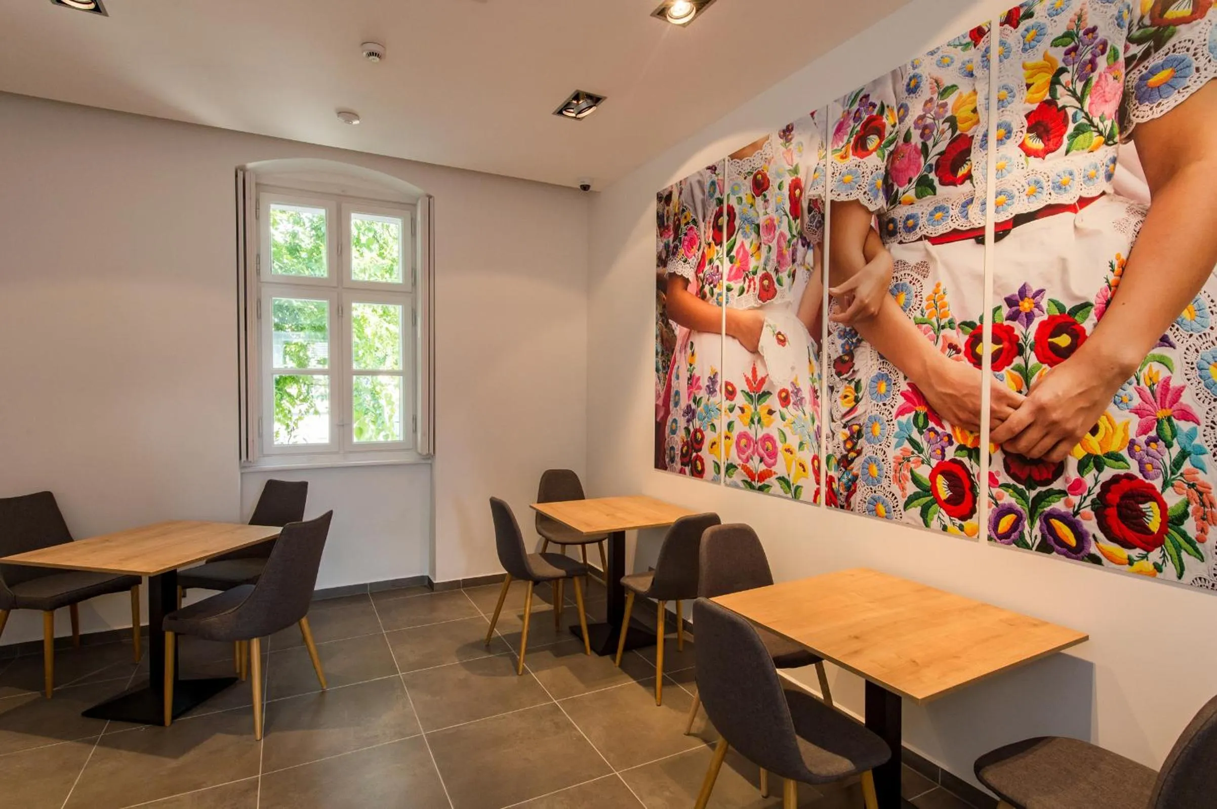 Restaurant/places to eat in Pilvax Hotel Kalocsa