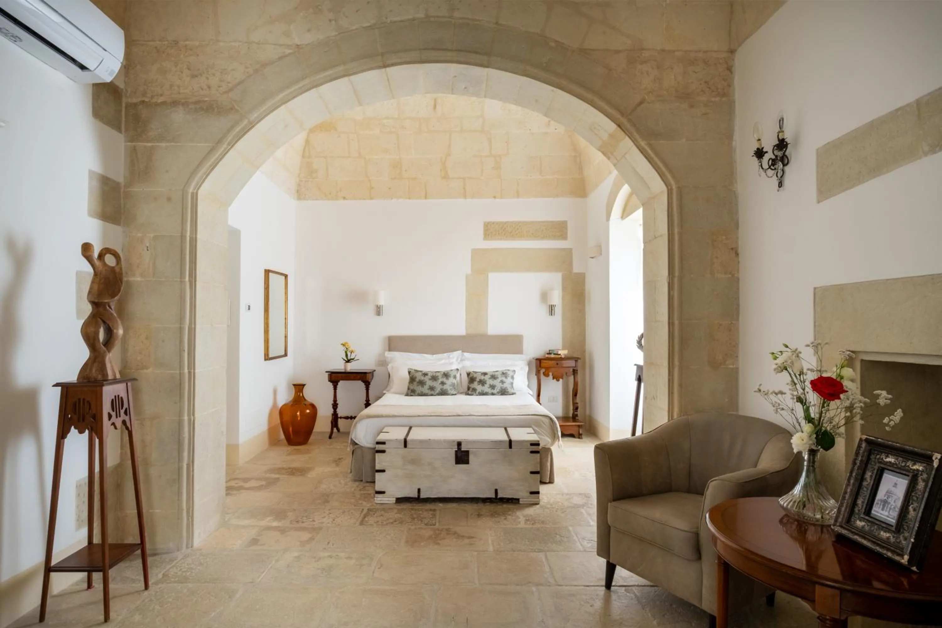 Photo of the whole room, Bed in Palazzo Ducale Venturi - Luxury Hotel & Wellness