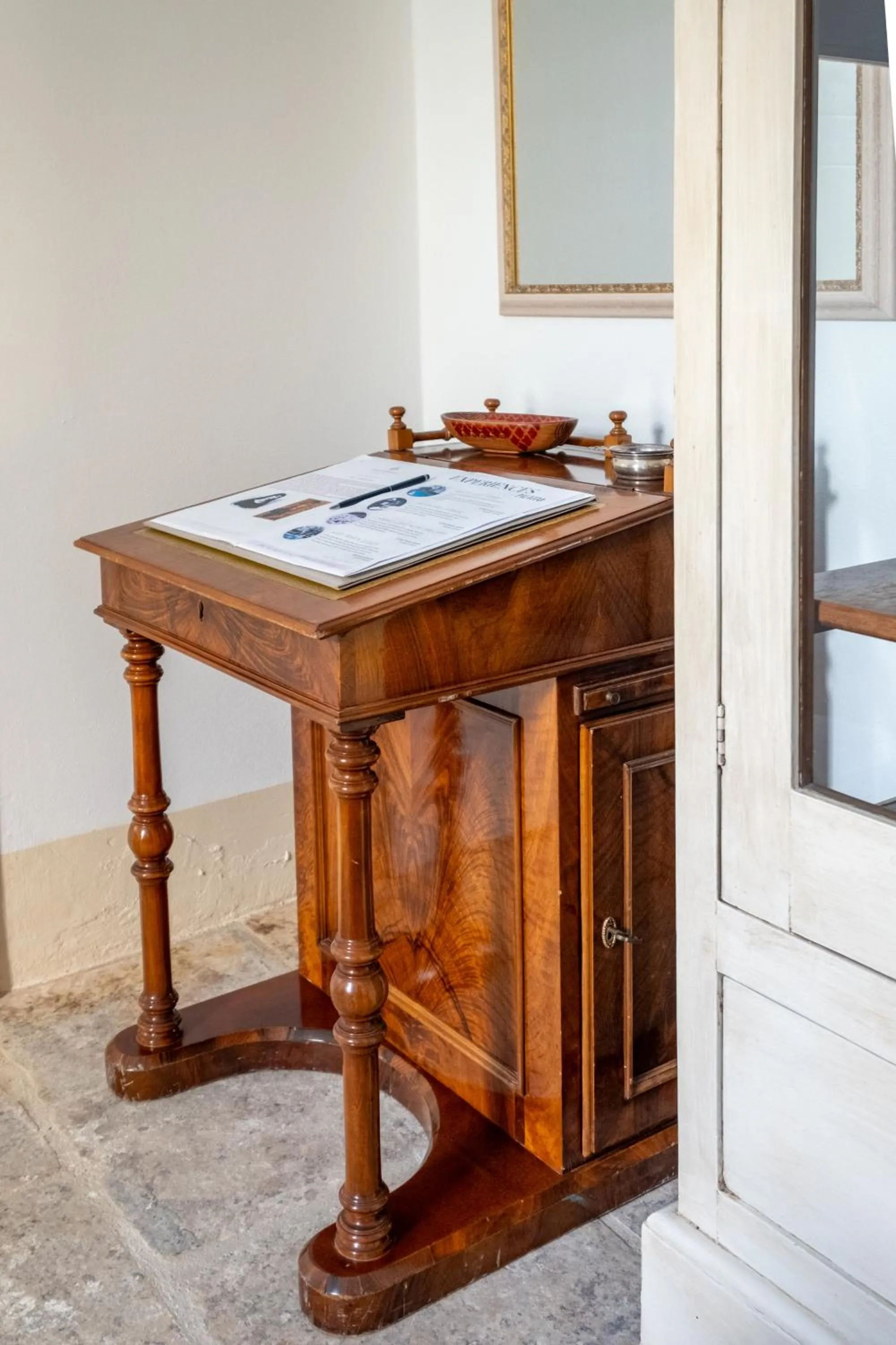 Decorative detail in Palazzo Ducale Venturi - Luxury Hotel & Wellness