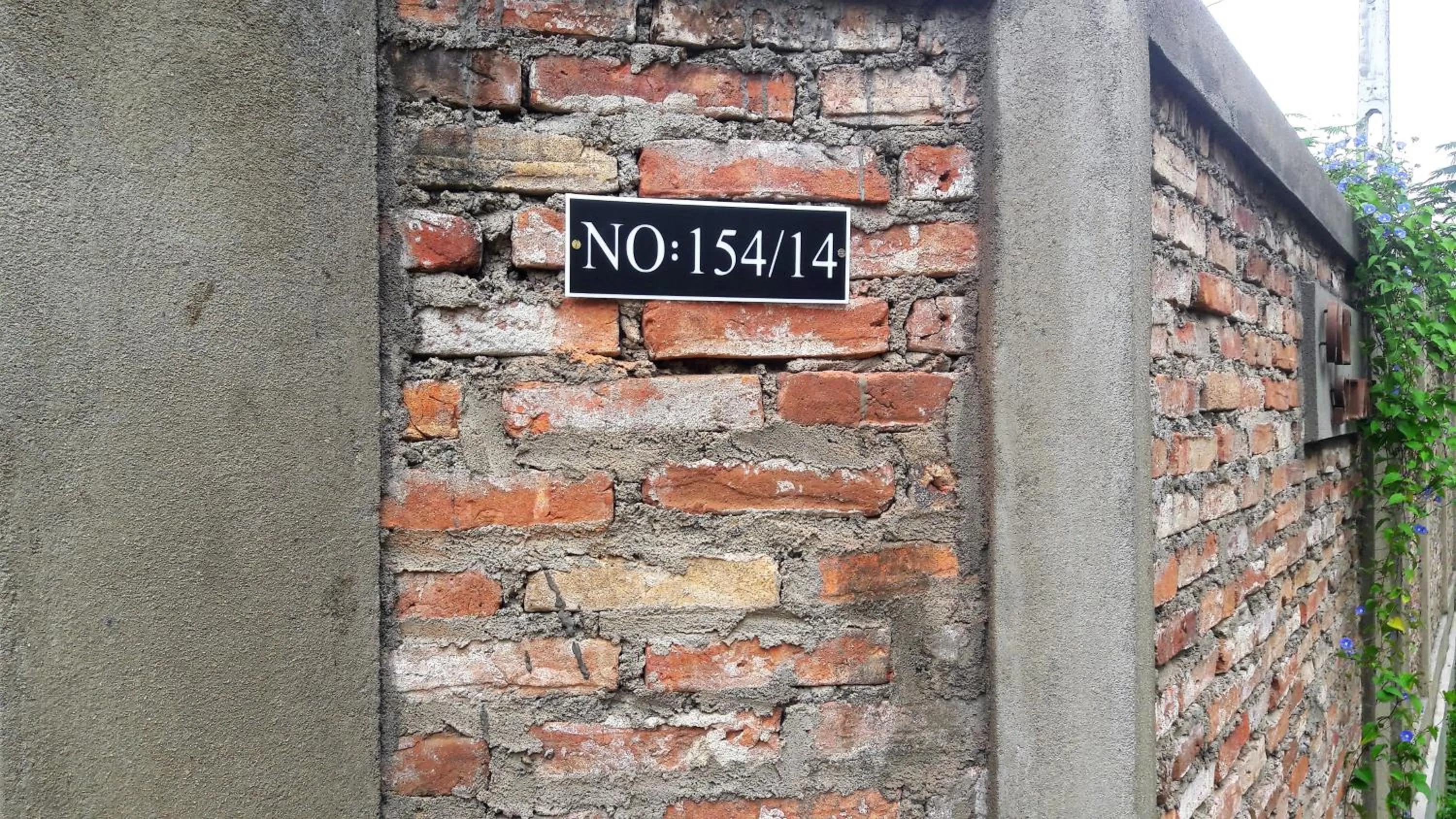 Property logo or sign in Rooms 154/14