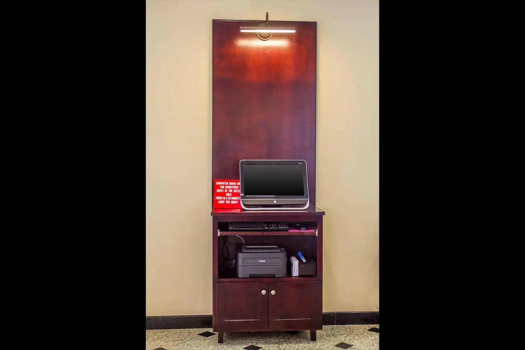 Business facilities in Comfort Inn Cockatoo Near LAX Airport