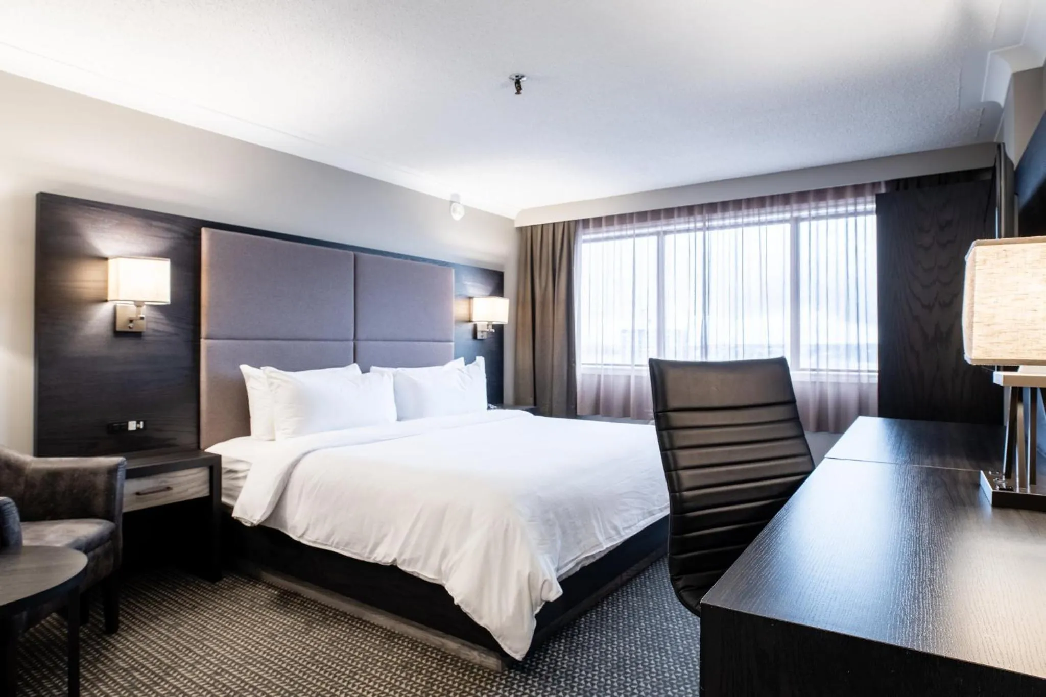 Photo of the whole room, Bed in Crowne Plaza Hotel Moncton Downtown by IHG