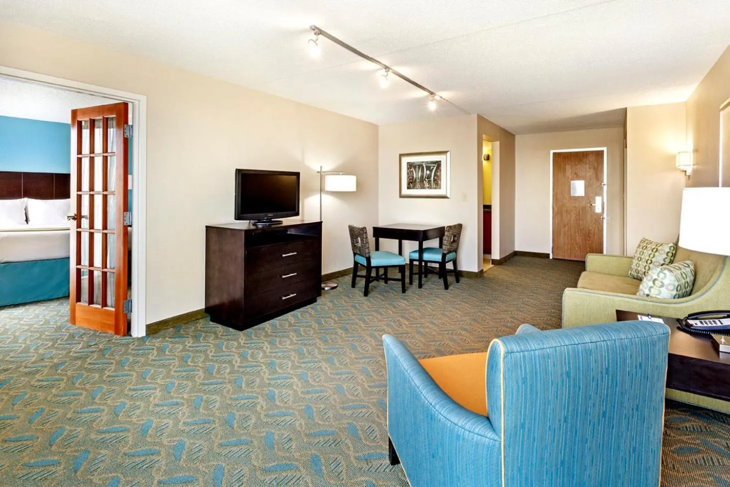 Bedroom in Holiday Inn Express & Suites Charleston DWTN -Westedge by IHG