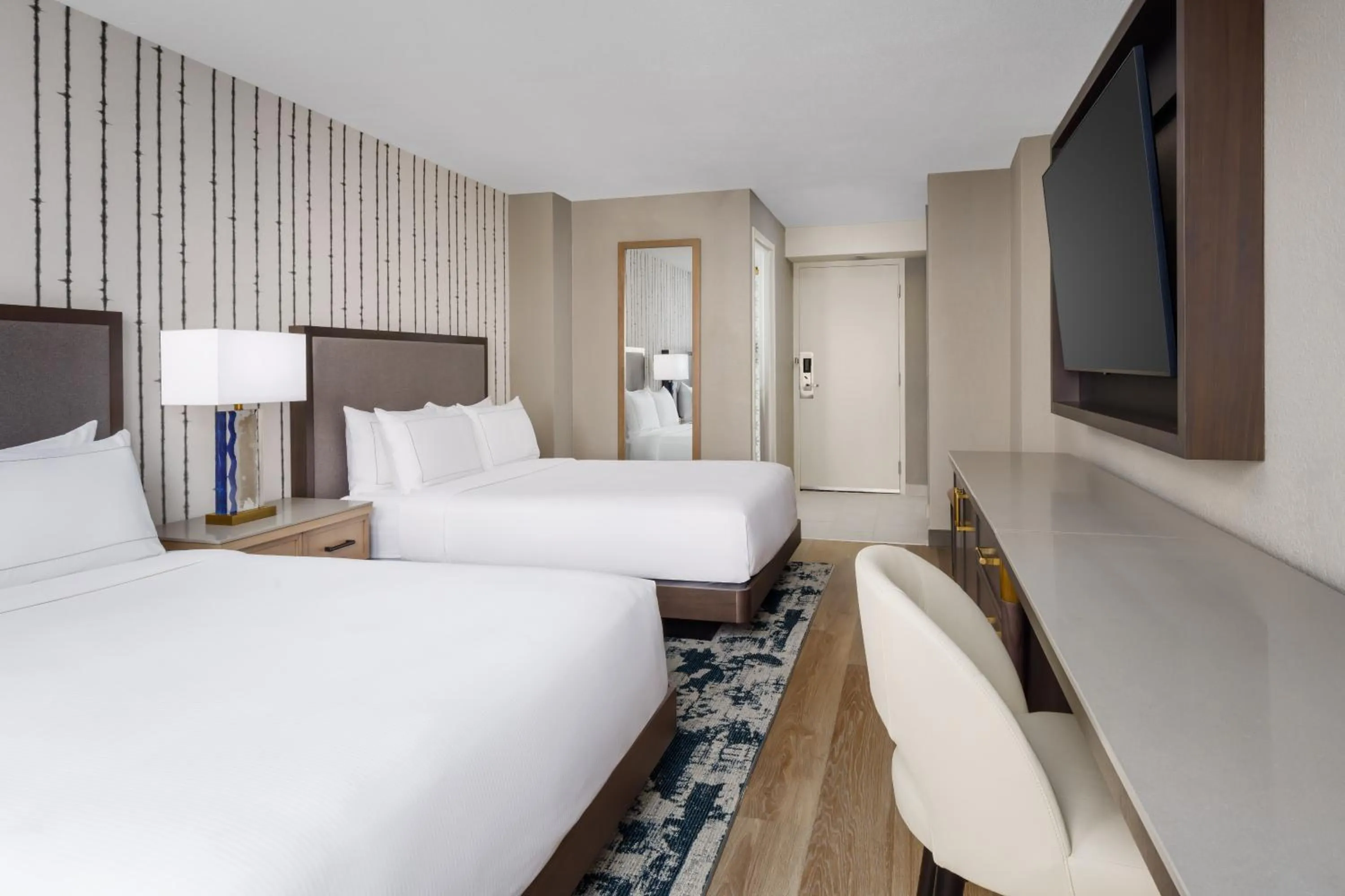 Bed in DoubleTree by Hilton Charlotte City Center