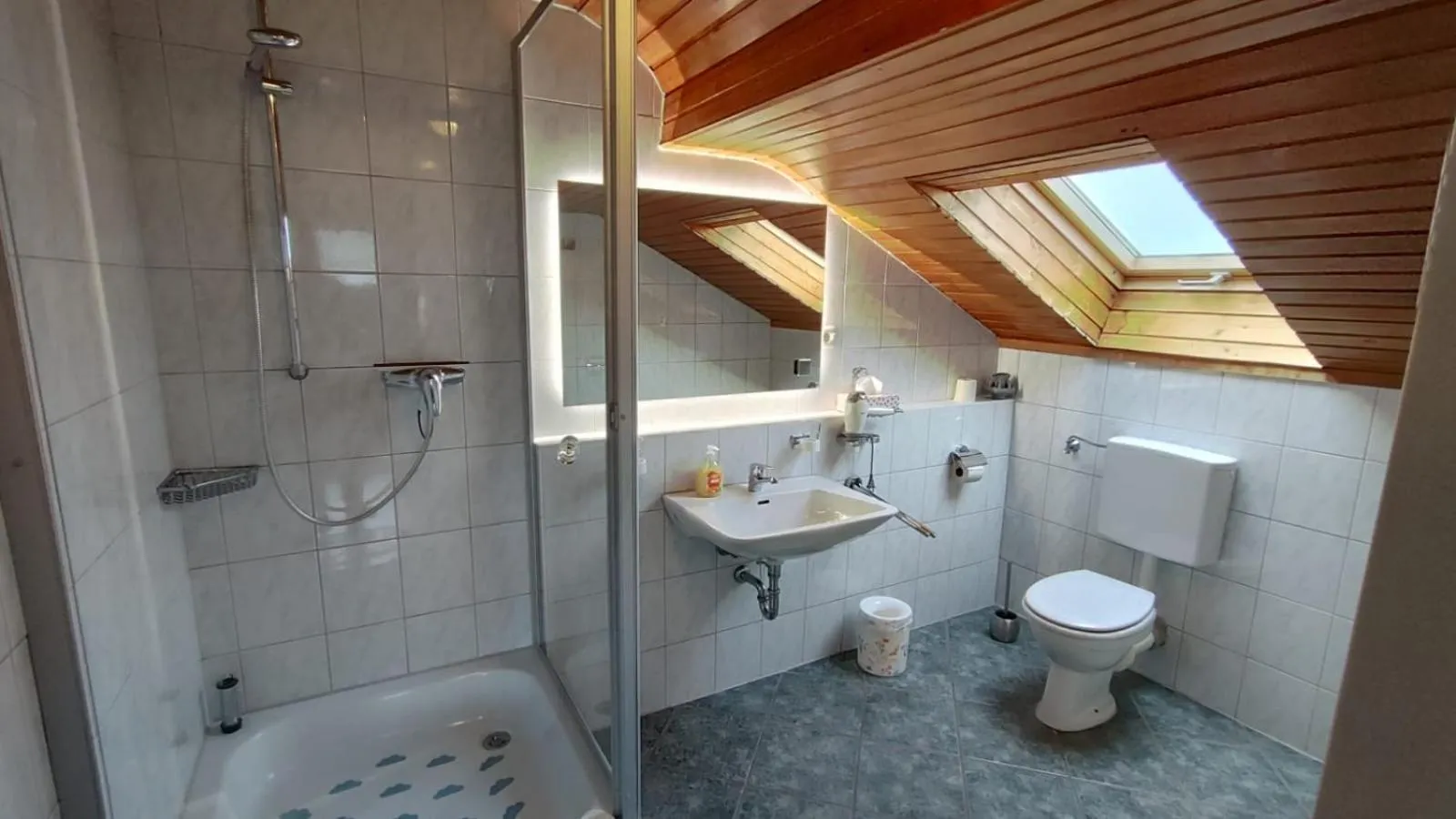 Bathroom in Pension Bergblick