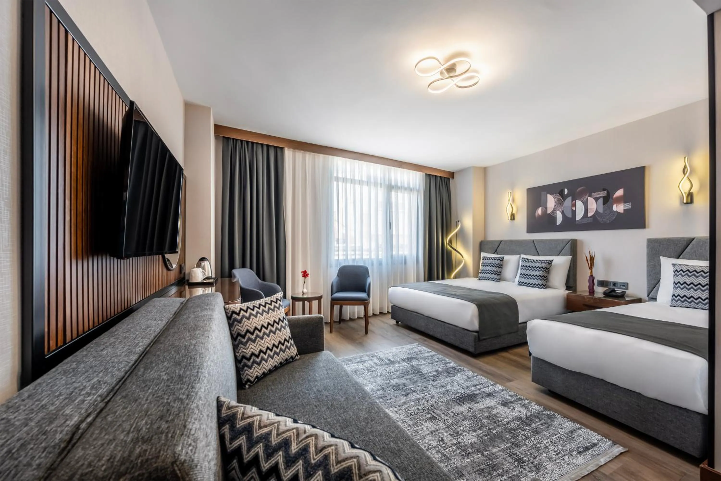 Photo of the whole room, Bed in Hotel Bristol