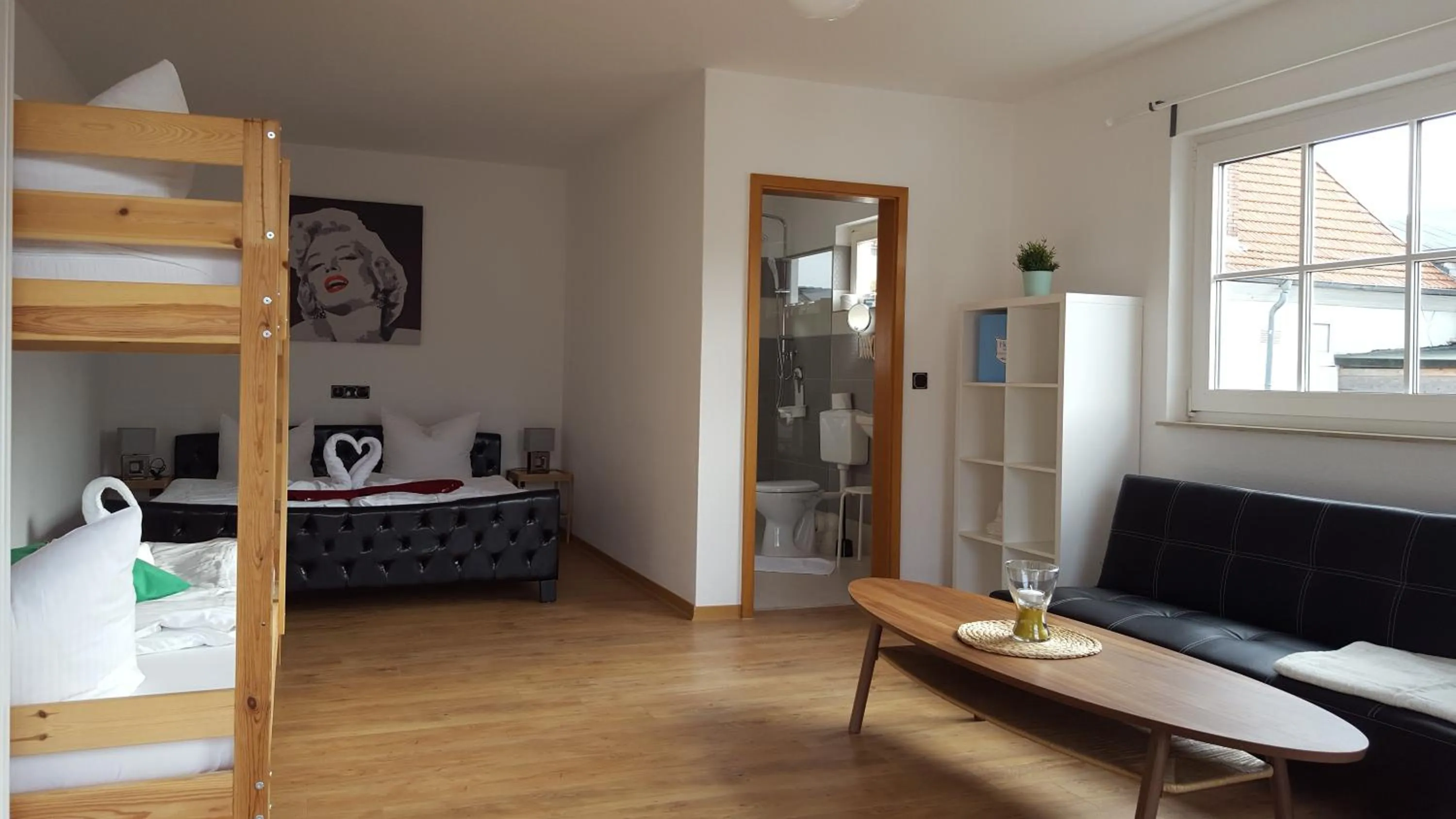 Photo of the whole room, Bed in Hof von Oldenburg