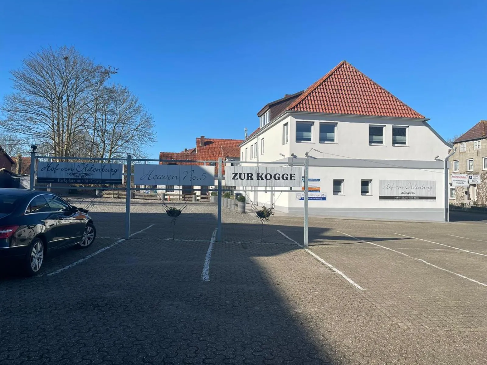 Property building in Hof von Oldenburg