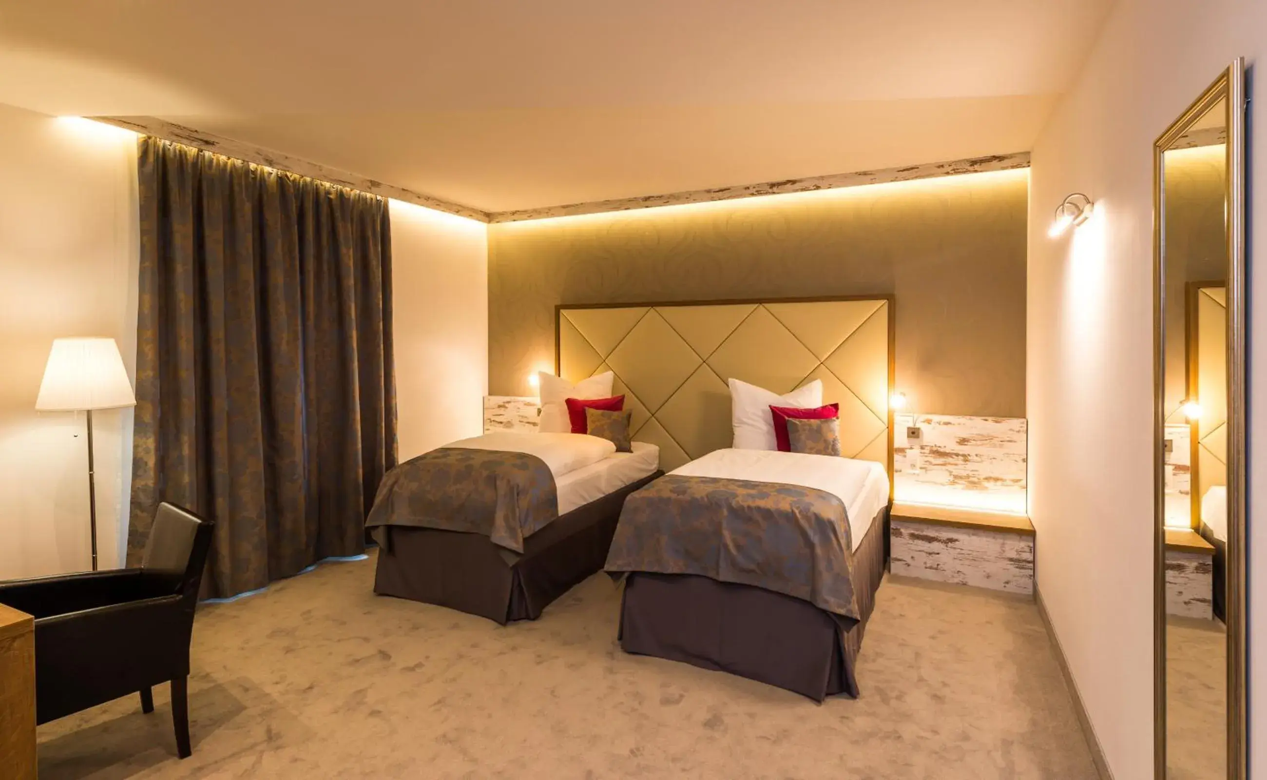 Deluxe Double or Twin Room in Hotel Allegro Deluxe Double or Twin Room in Hotel Allegro