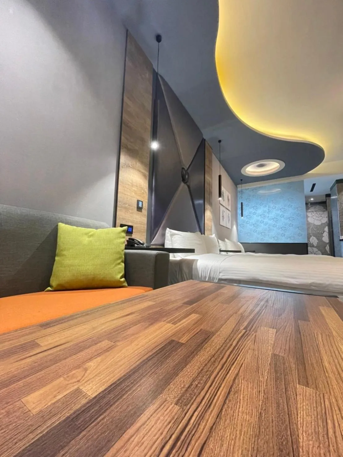 Minimalist Fashion Motel