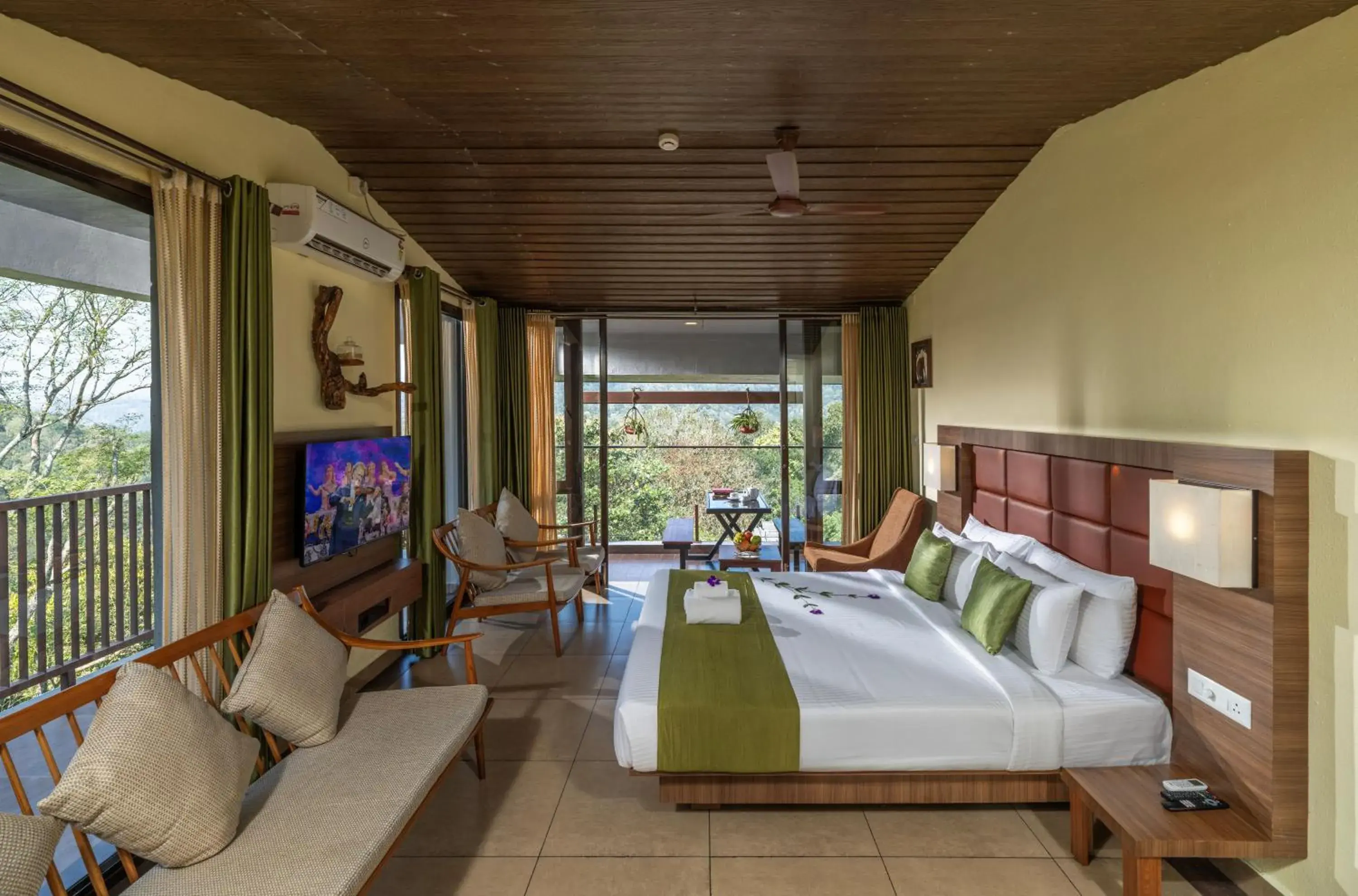 Bed in The Mountain Courtyard Thekkady Bed in The Mountain Courtyard Thekkady