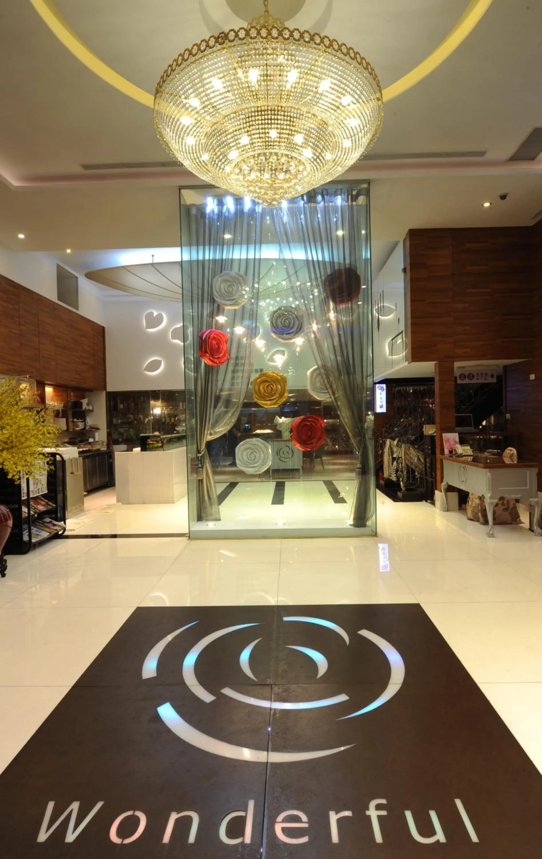 Lobby or reception in Wonderful Hall Hotel