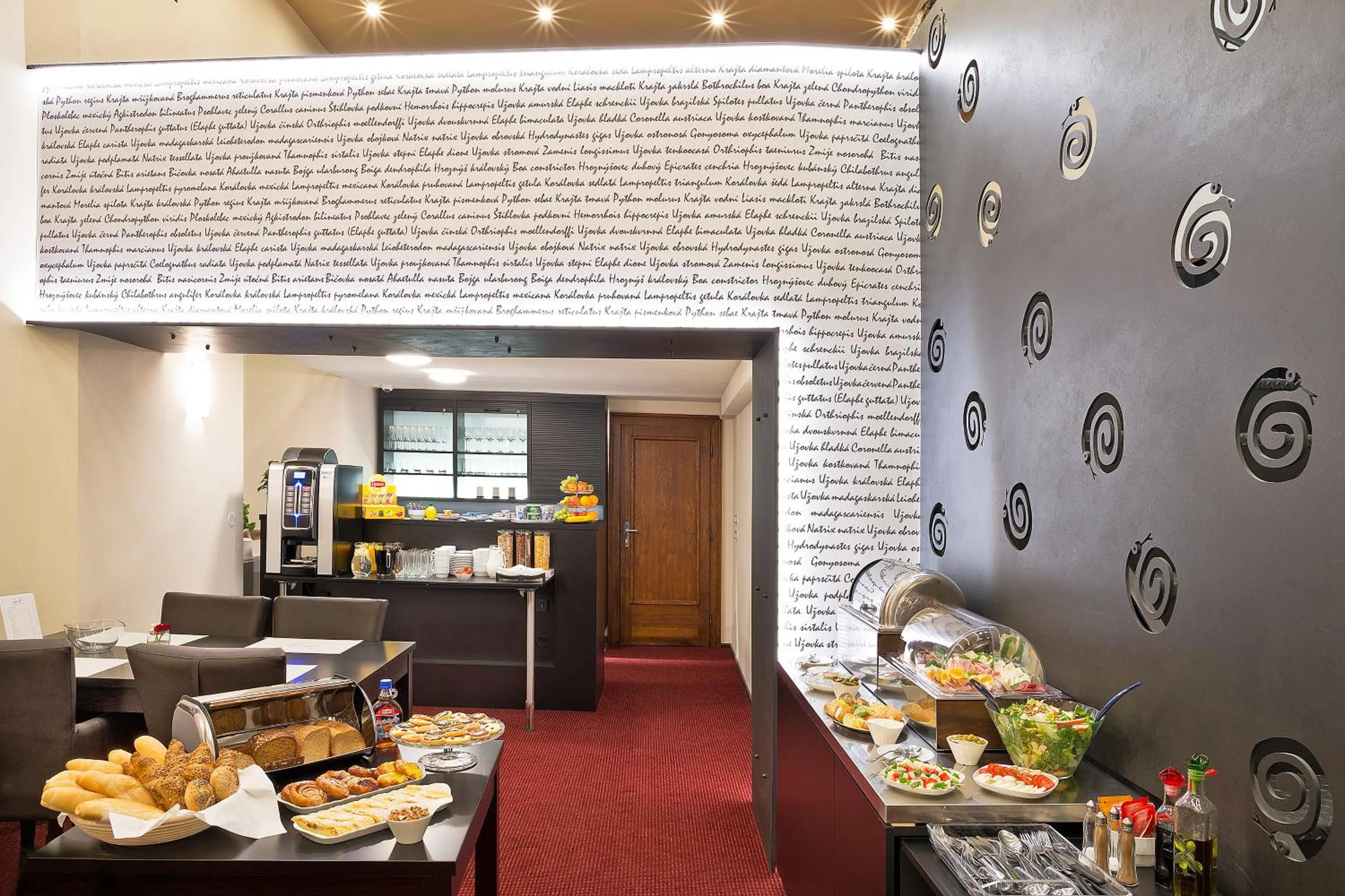 Continental breakfast in Hotel U Hada Žatec