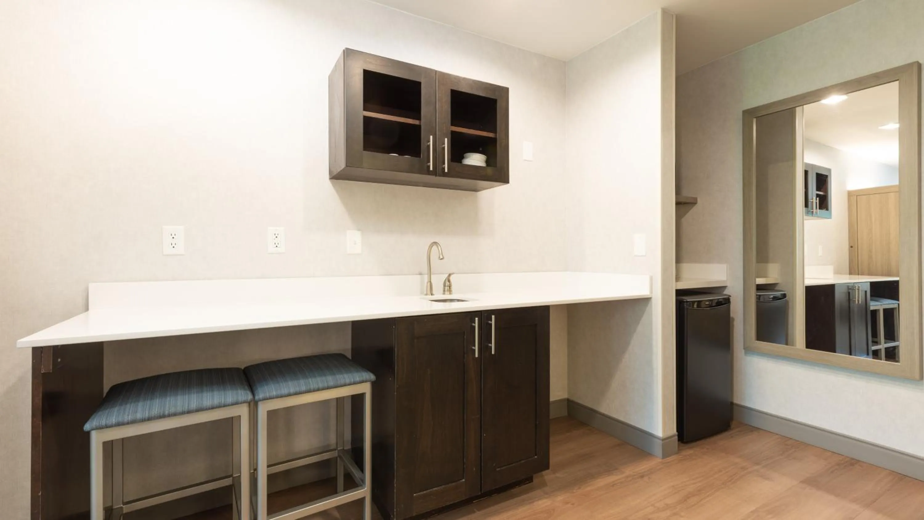 Photo of the whole room in Holiday Inn Express Bellingham by IHG