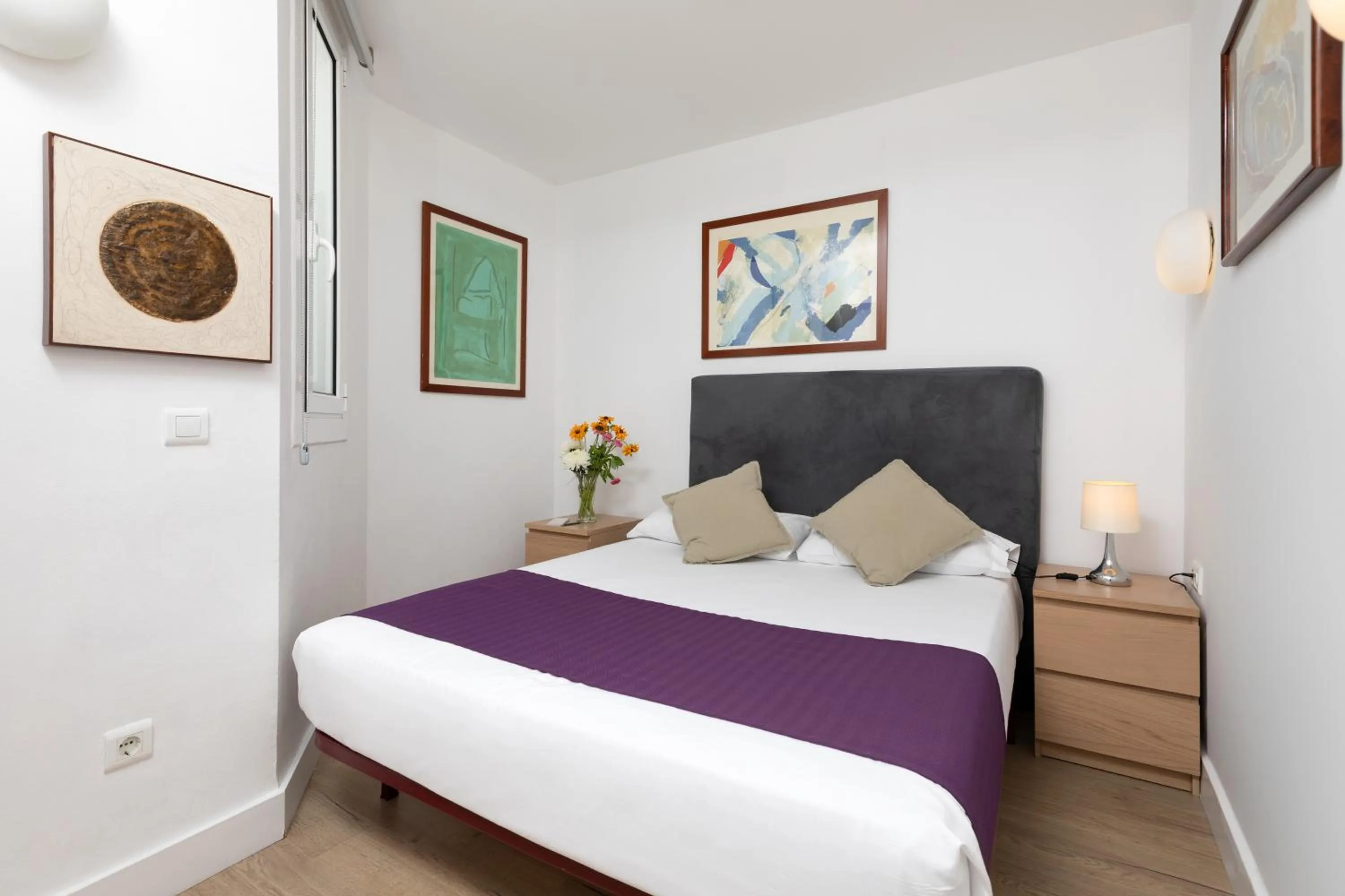 Bed in Mayerling Bisbe Urquinaona