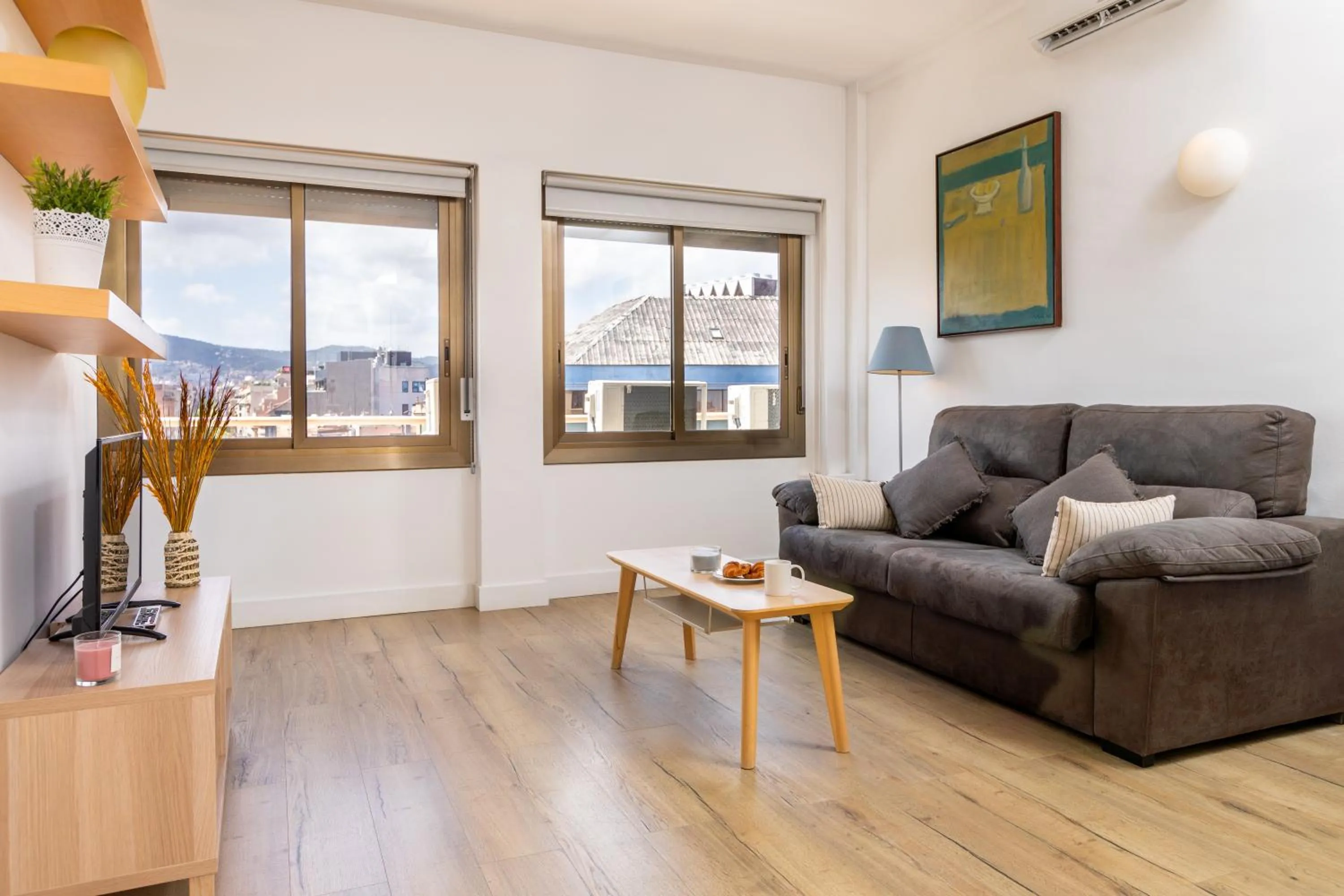 Seating area in Mayerling Bisbe Urquinaona