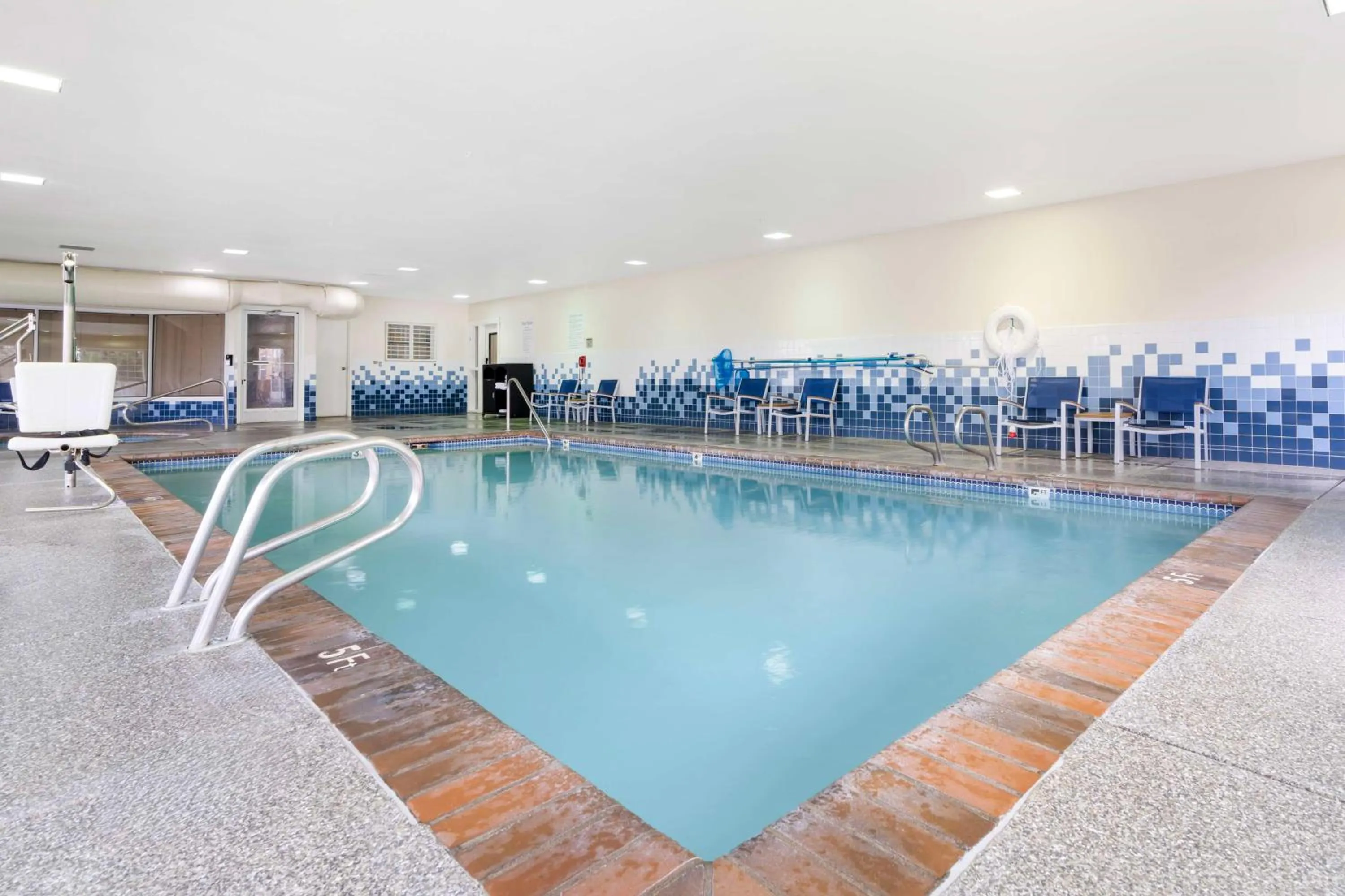 Pool view in Best Western Bend North