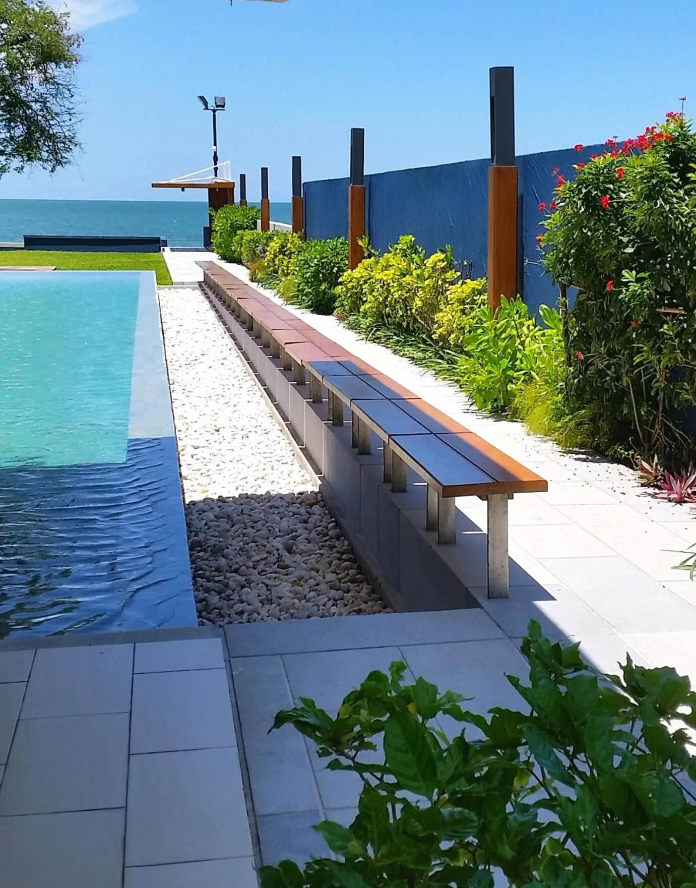 Baan Thew Talay Blue Sapphire