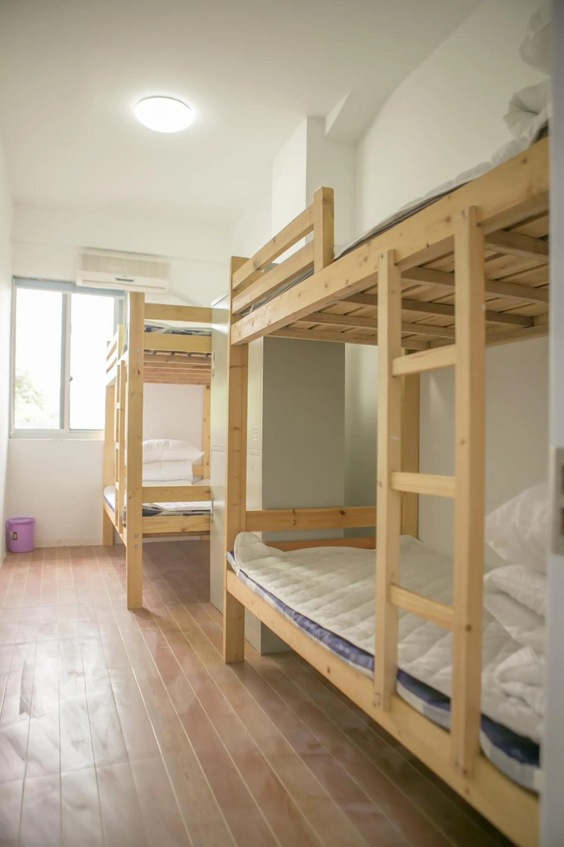 bunk bed, Bed in Suzhou Blue Gate Youth Hostel