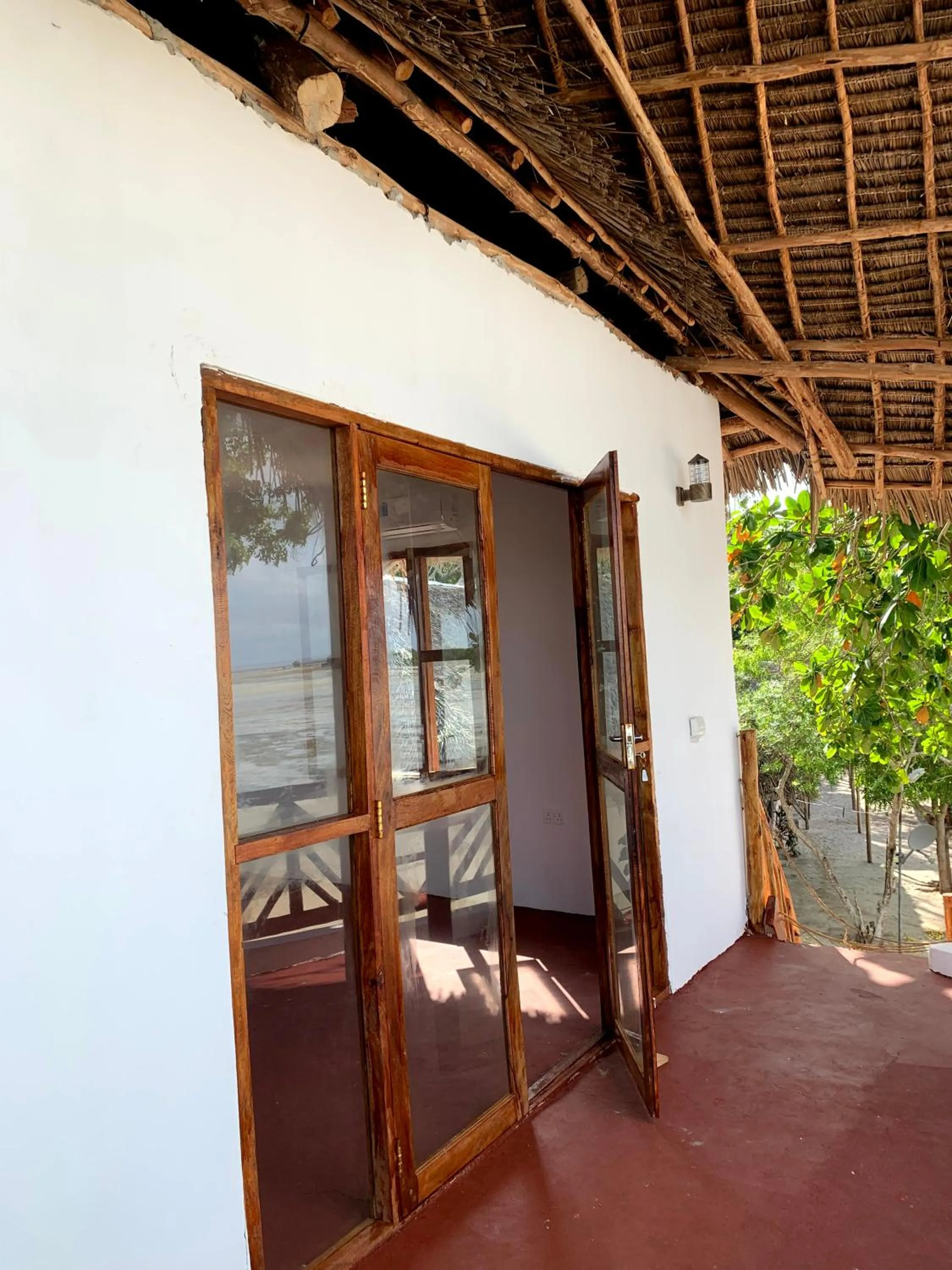 Menai Bay Beach Bungalows