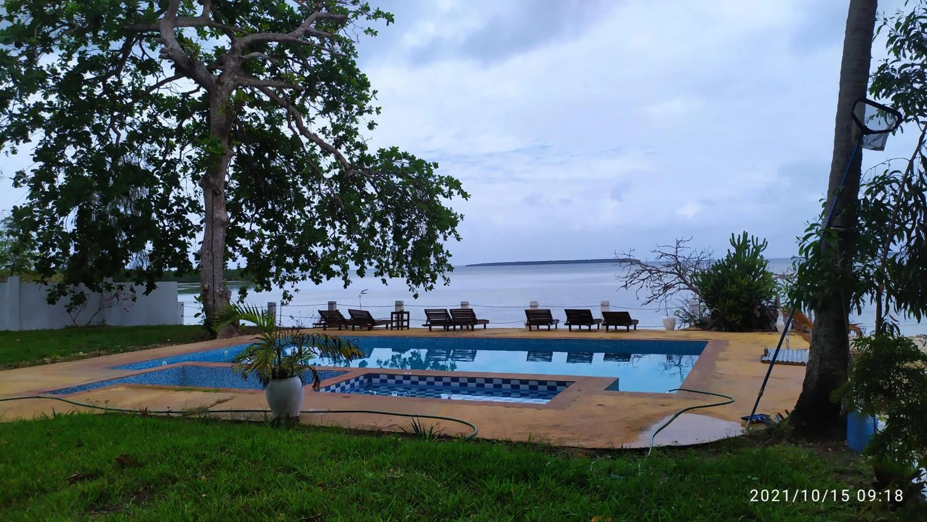 Menai Bay Beach Bungalows