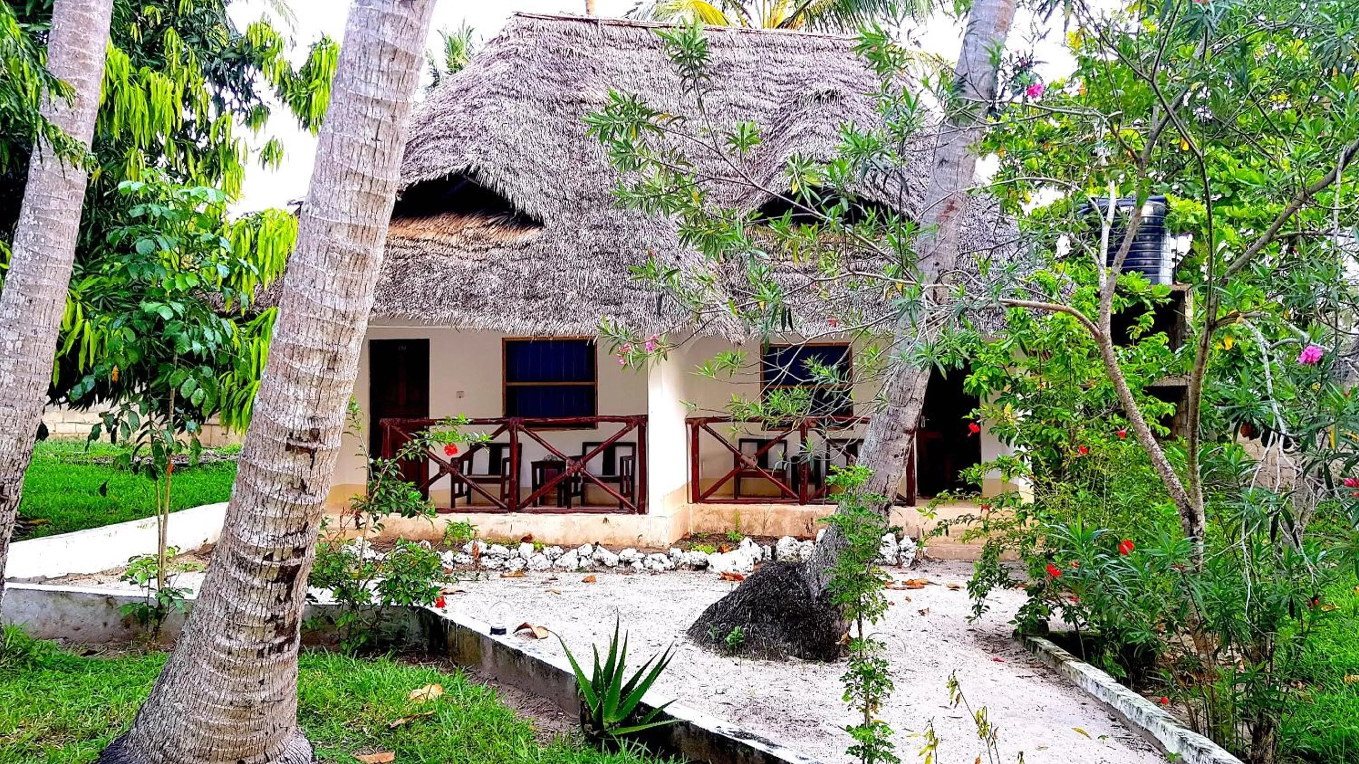 Property building in Menai Bay Beach Bungalows