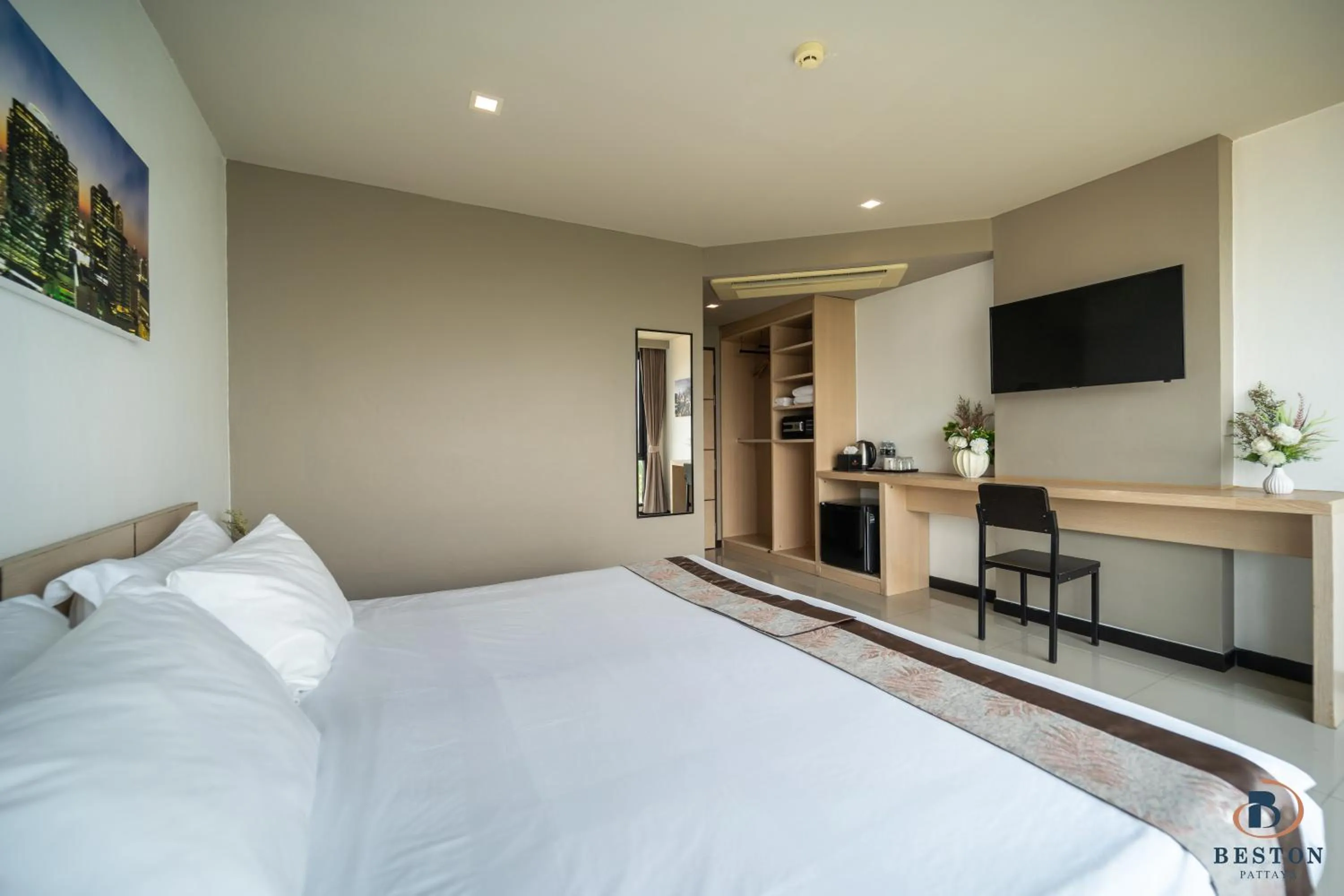 Photo of the whole room, Bed in Beston Pattaya - SHA Plus Certified
