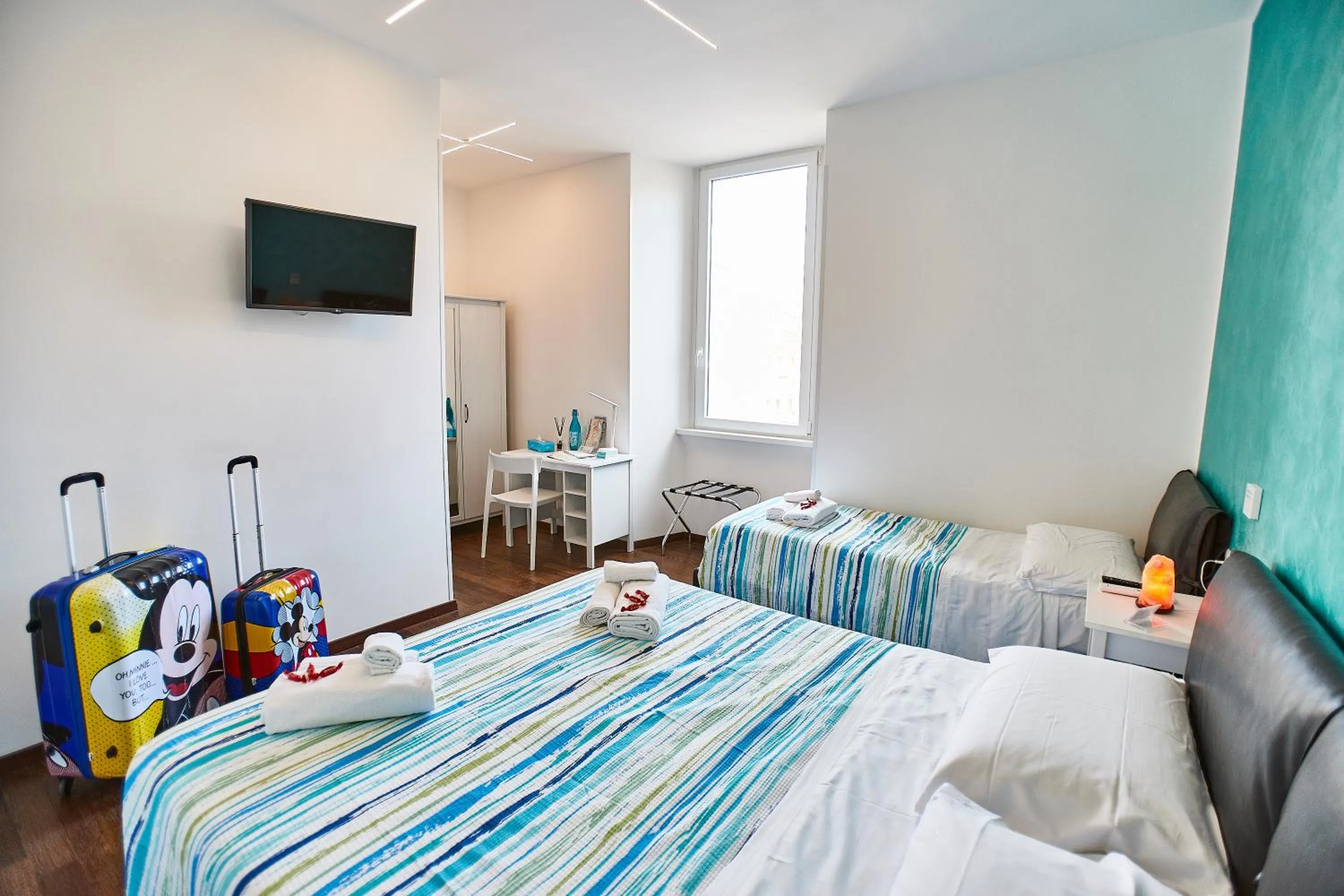 TV and multimedia, Bed in BB HomEitaly Civitavecchia