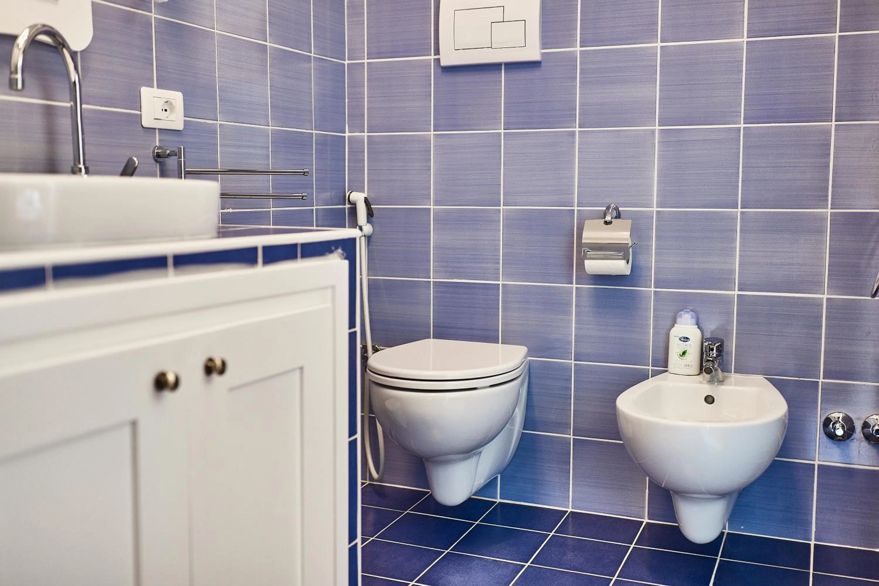 Toilet in BB HomEitaly Civitavecchia