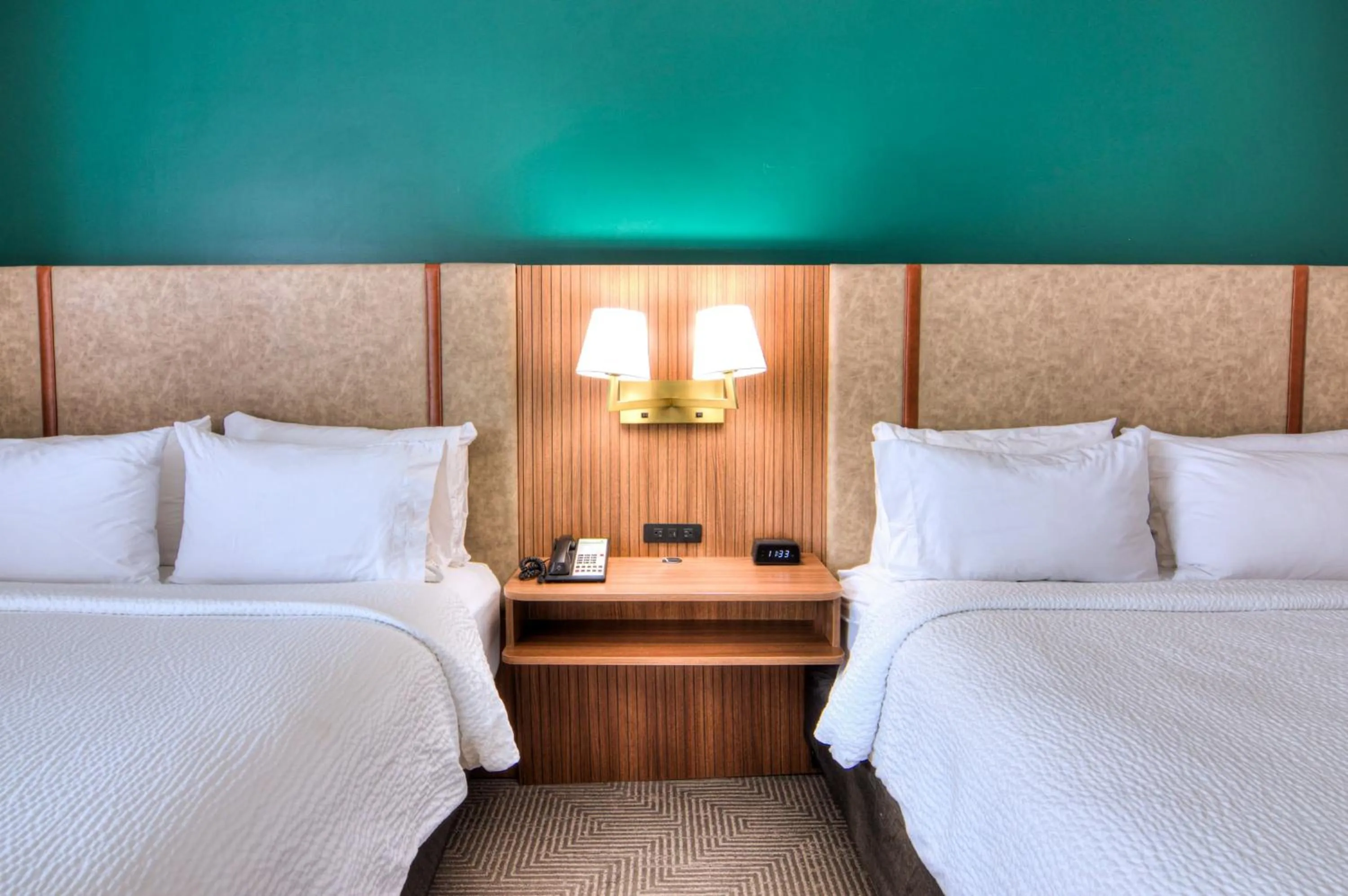 Photo of the whole room, Bed in Holiday Inn Gainesville-University Center by IHG