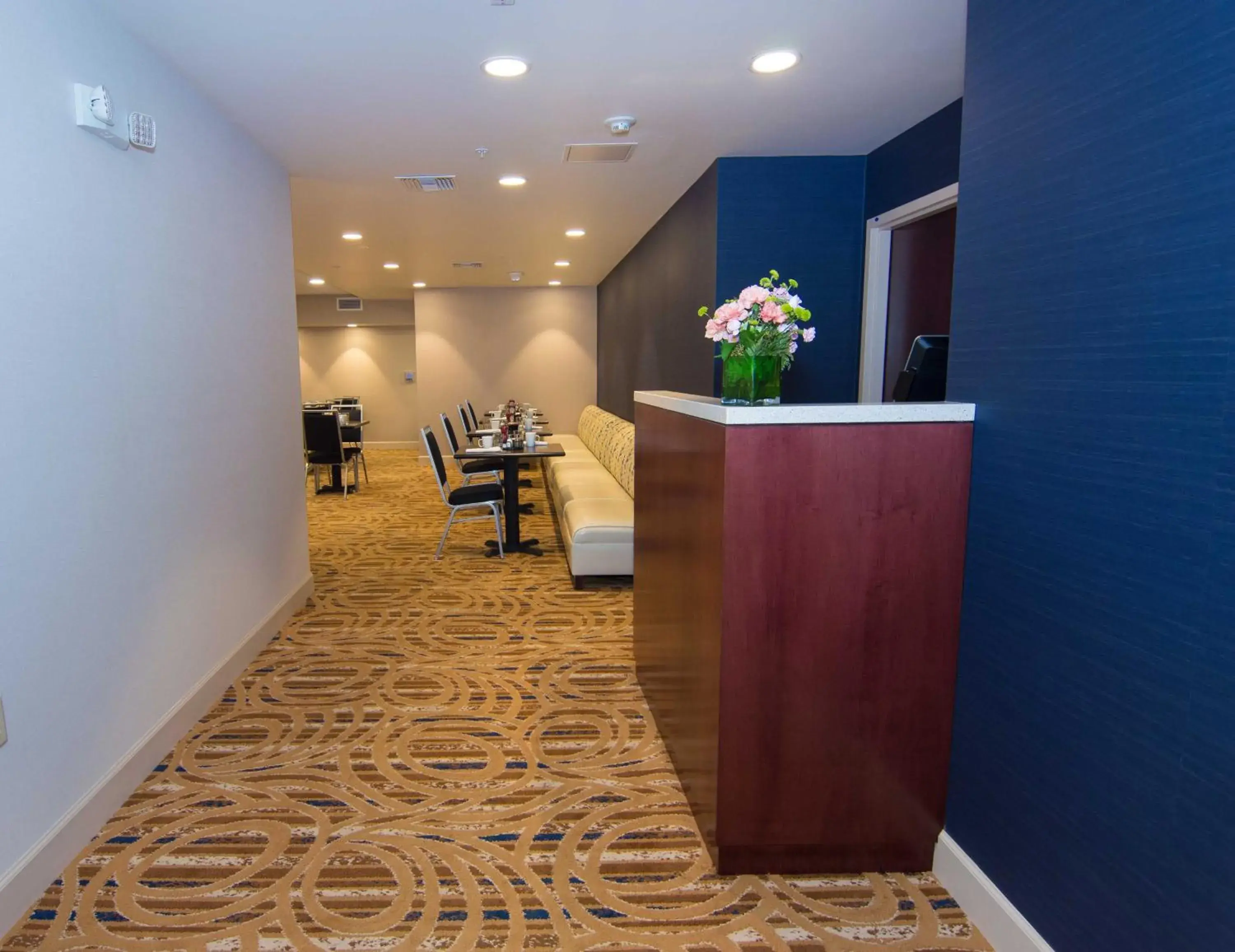 Breakfast in Holiday Inn Gainesville-University Center by IHG Breakfast in Holiday Inn Gainesville-University Center by IHG