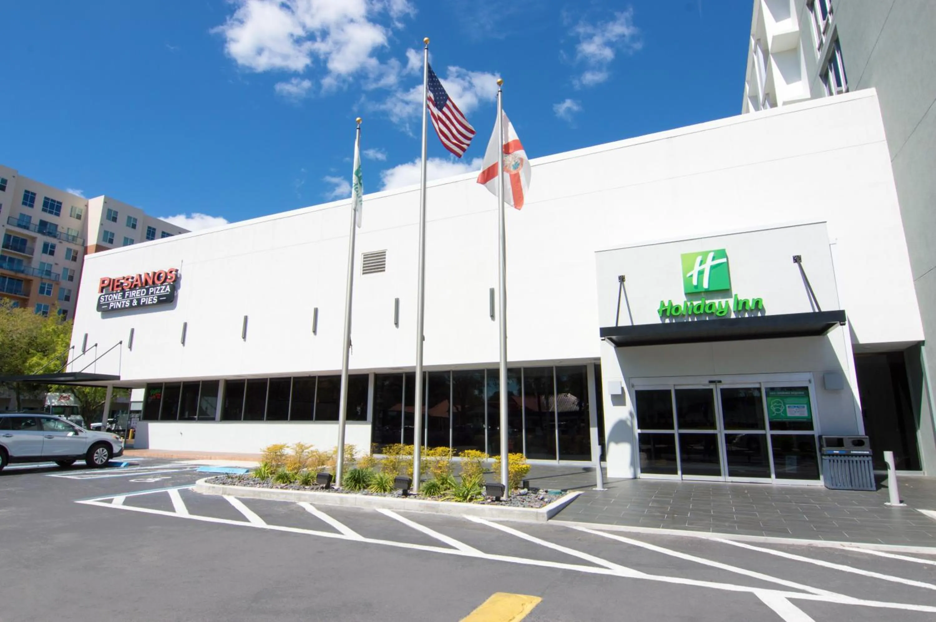 Property building in Holiday Inn Gainesville-University Center by IHG