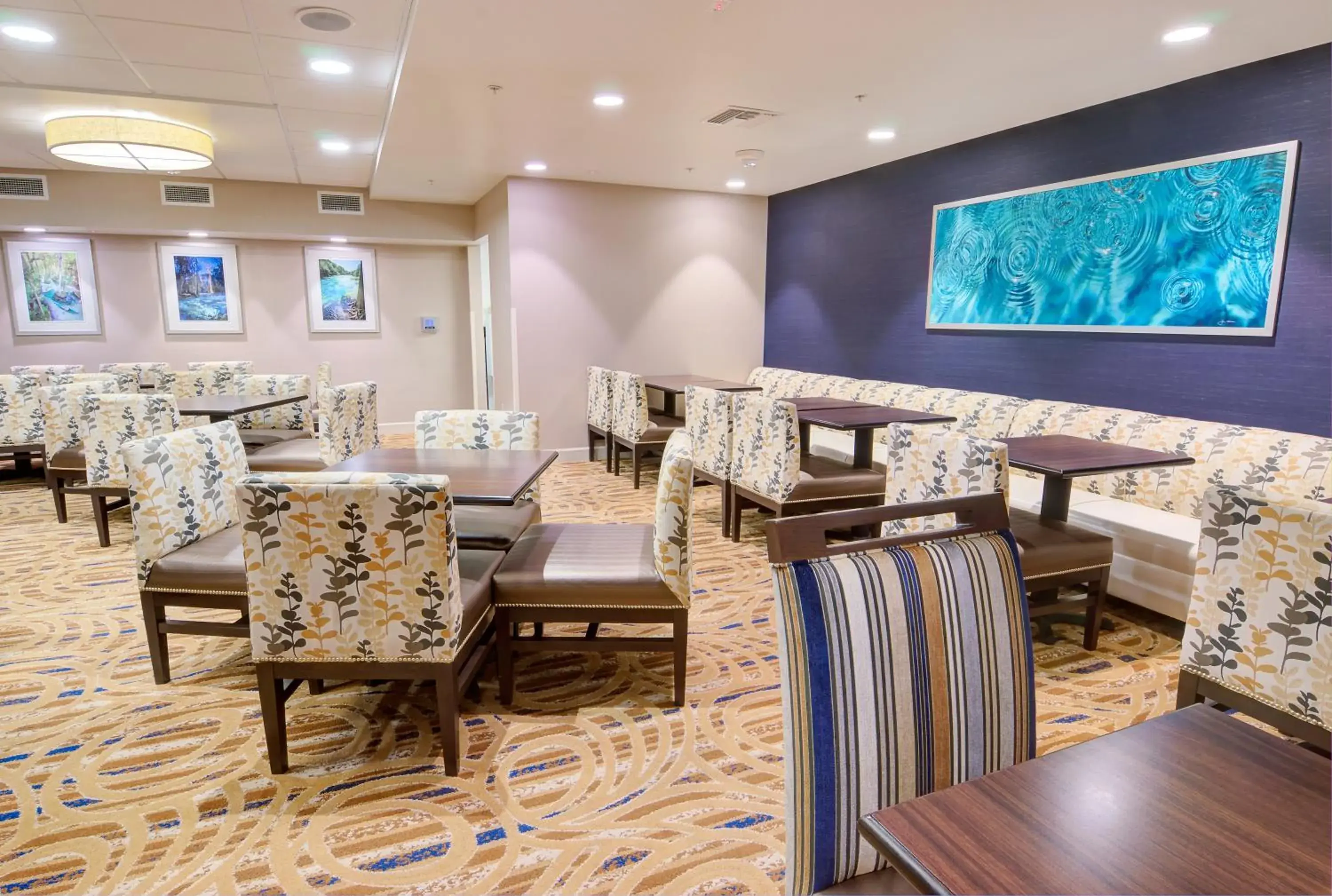 Breakfast in Holiday Inn Gainesville-University Center by IHG Breakfast in Holiday Inn Gainesville-University Center by IHG