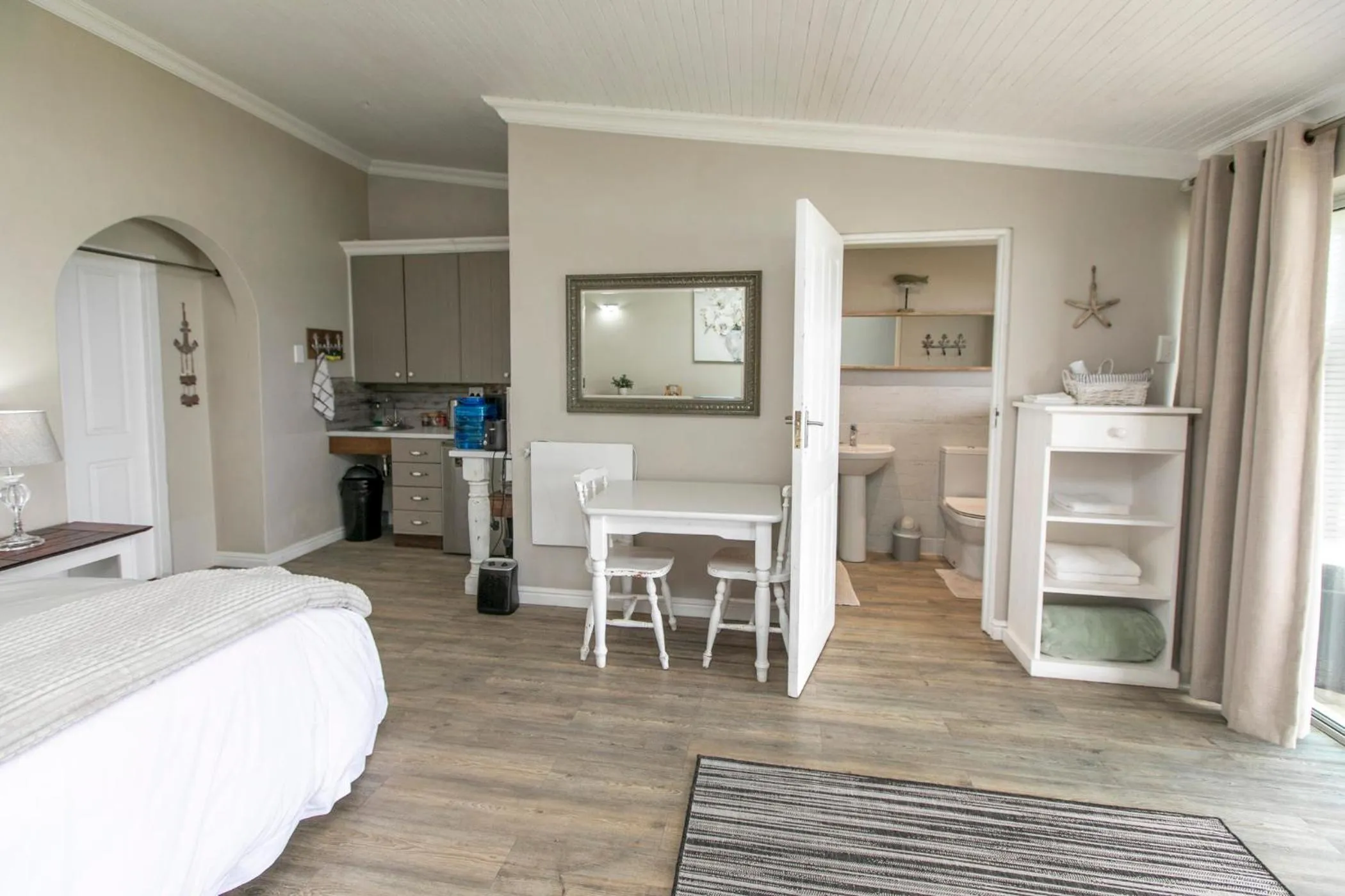 Bed in Casa Seaviews