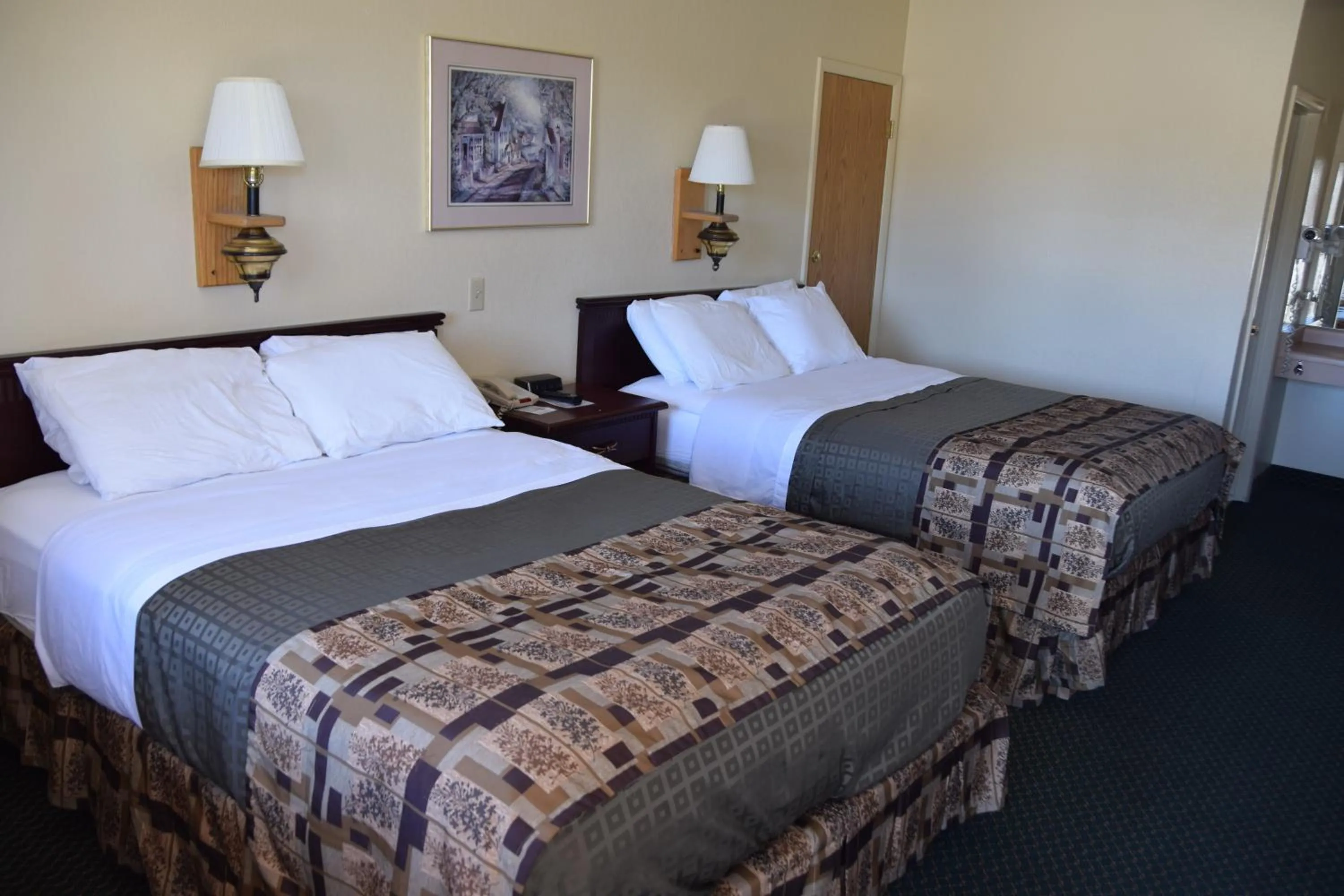 TV and multimedia, Bed in National 9 Inn Wellington