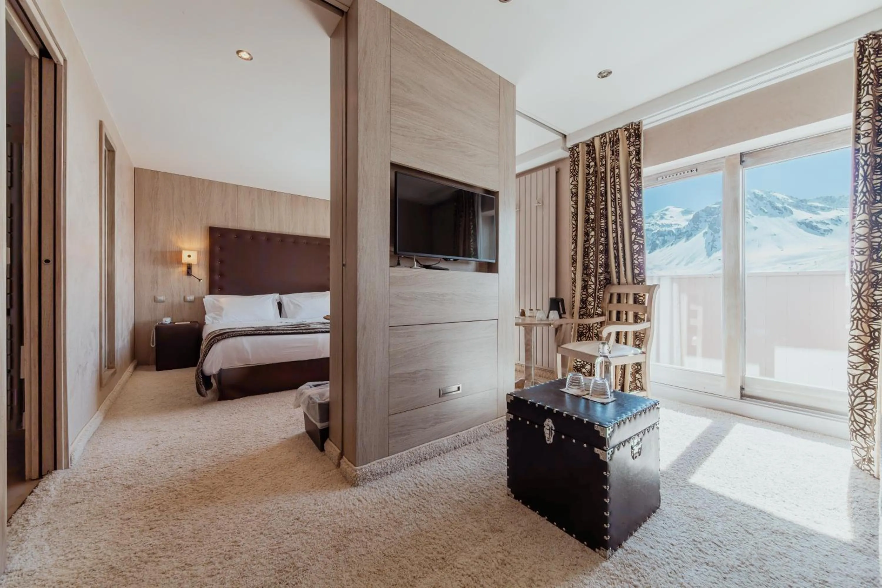 Bed in Hôtel les Campanules by Les Etincelles