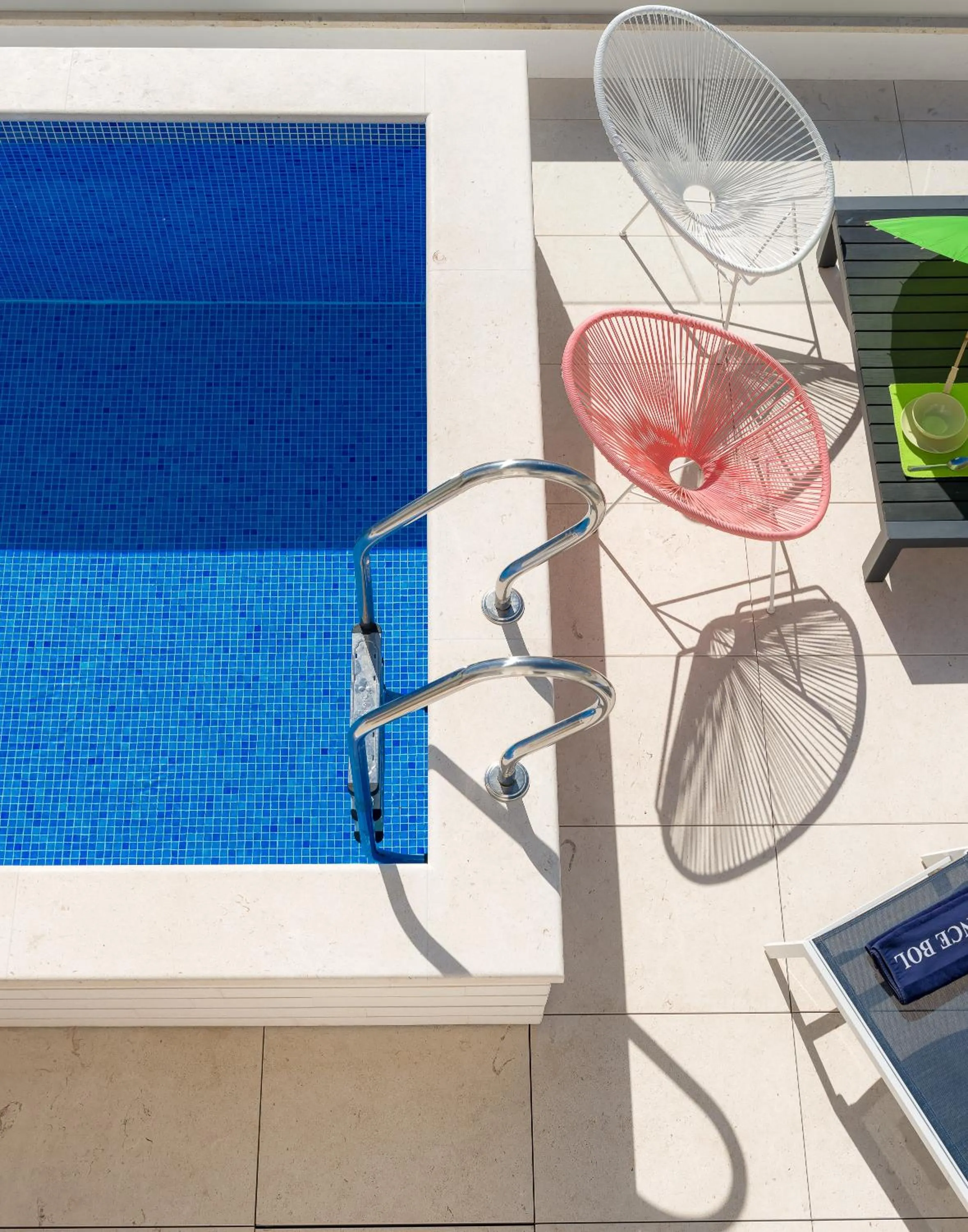 Swimming pool in Belado Residence Bol