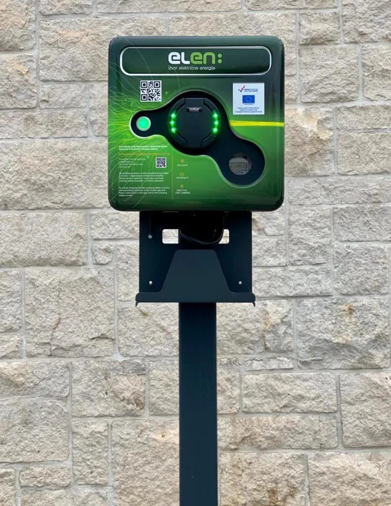 Property building in Belado Residence Bol