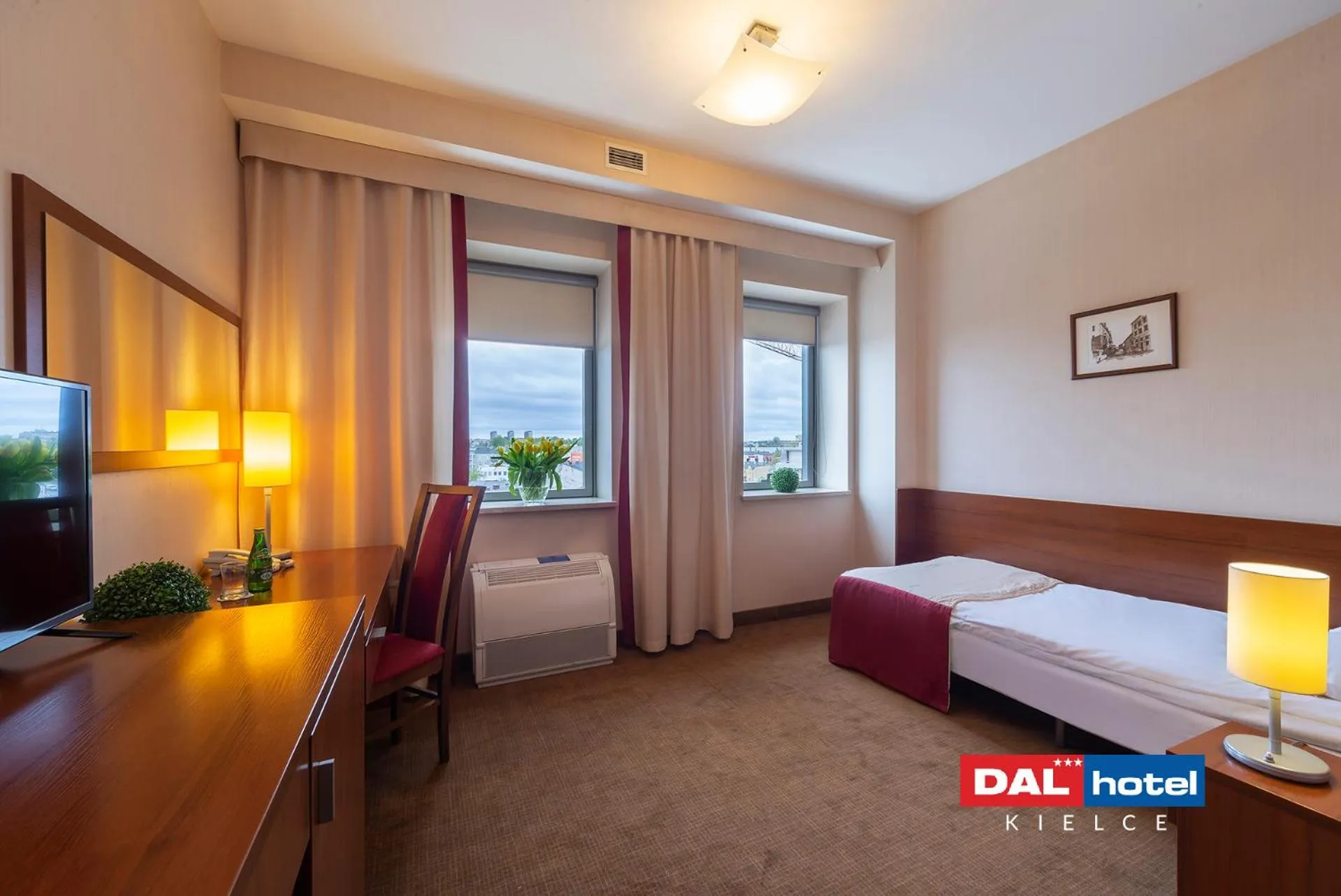 TV and multimedia, Bed in Hotel Dal Kielce