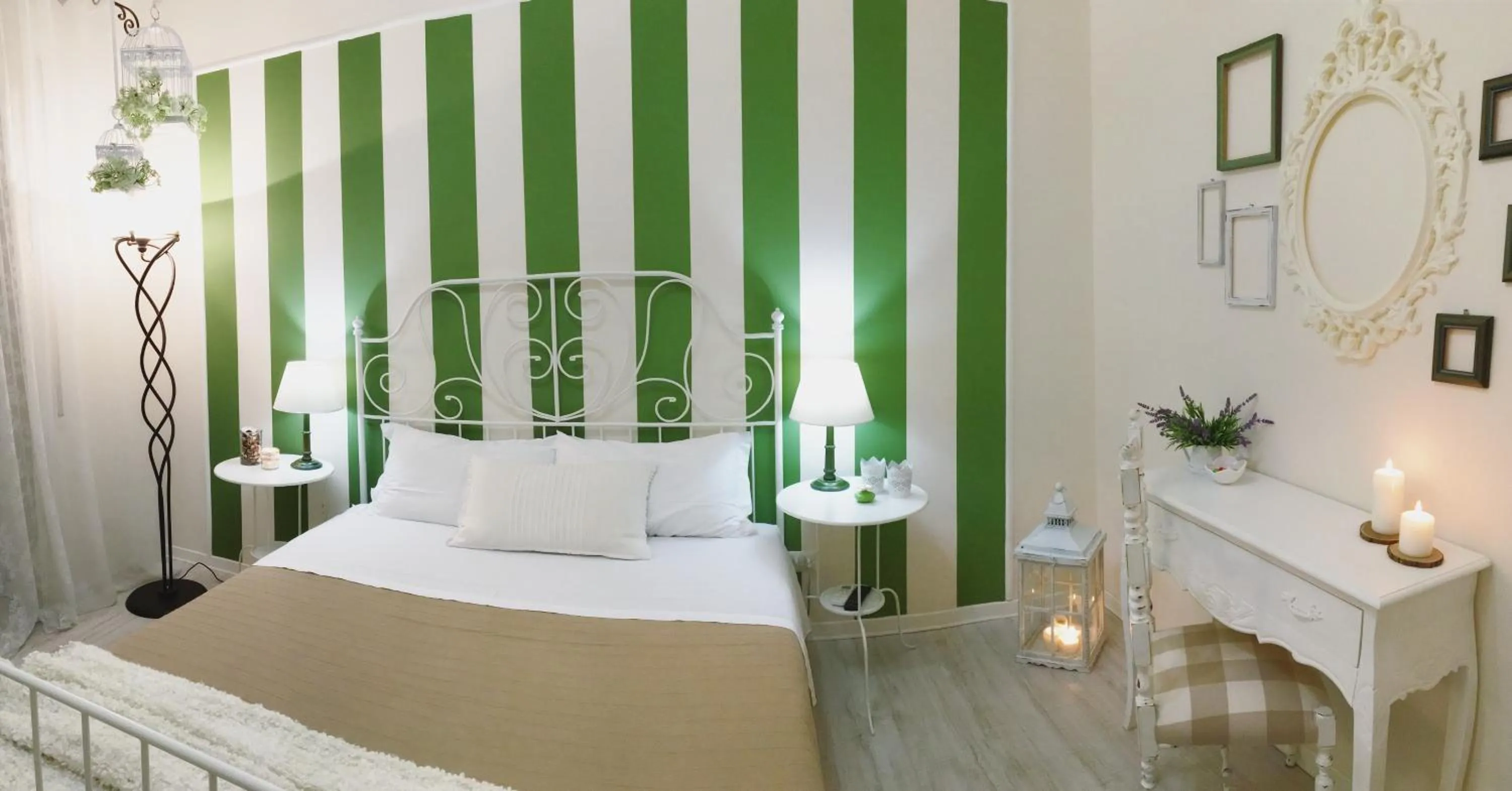 Spring, Bed in Il Re degli Scalzi