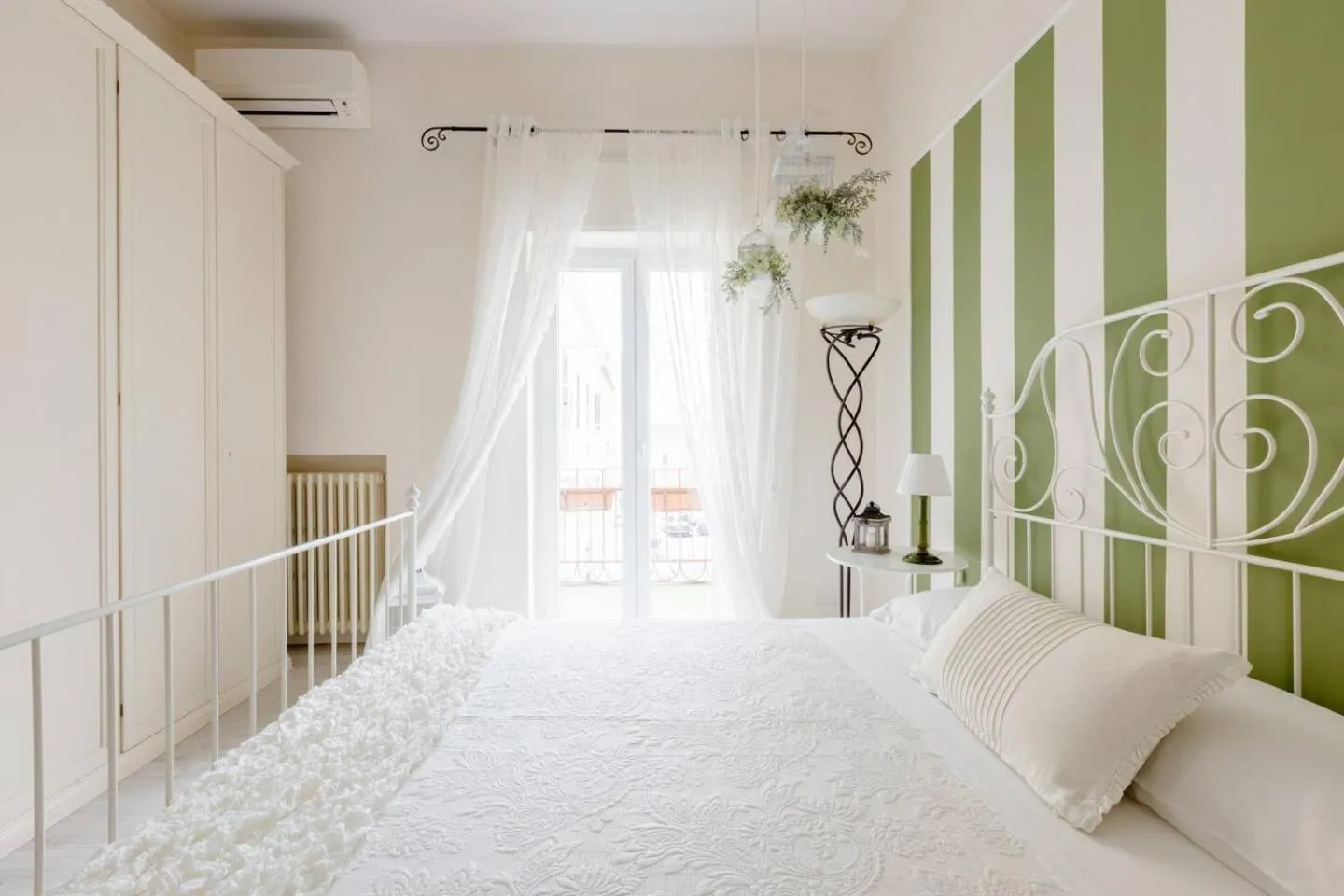 Bed in Il Re degli Scalzi