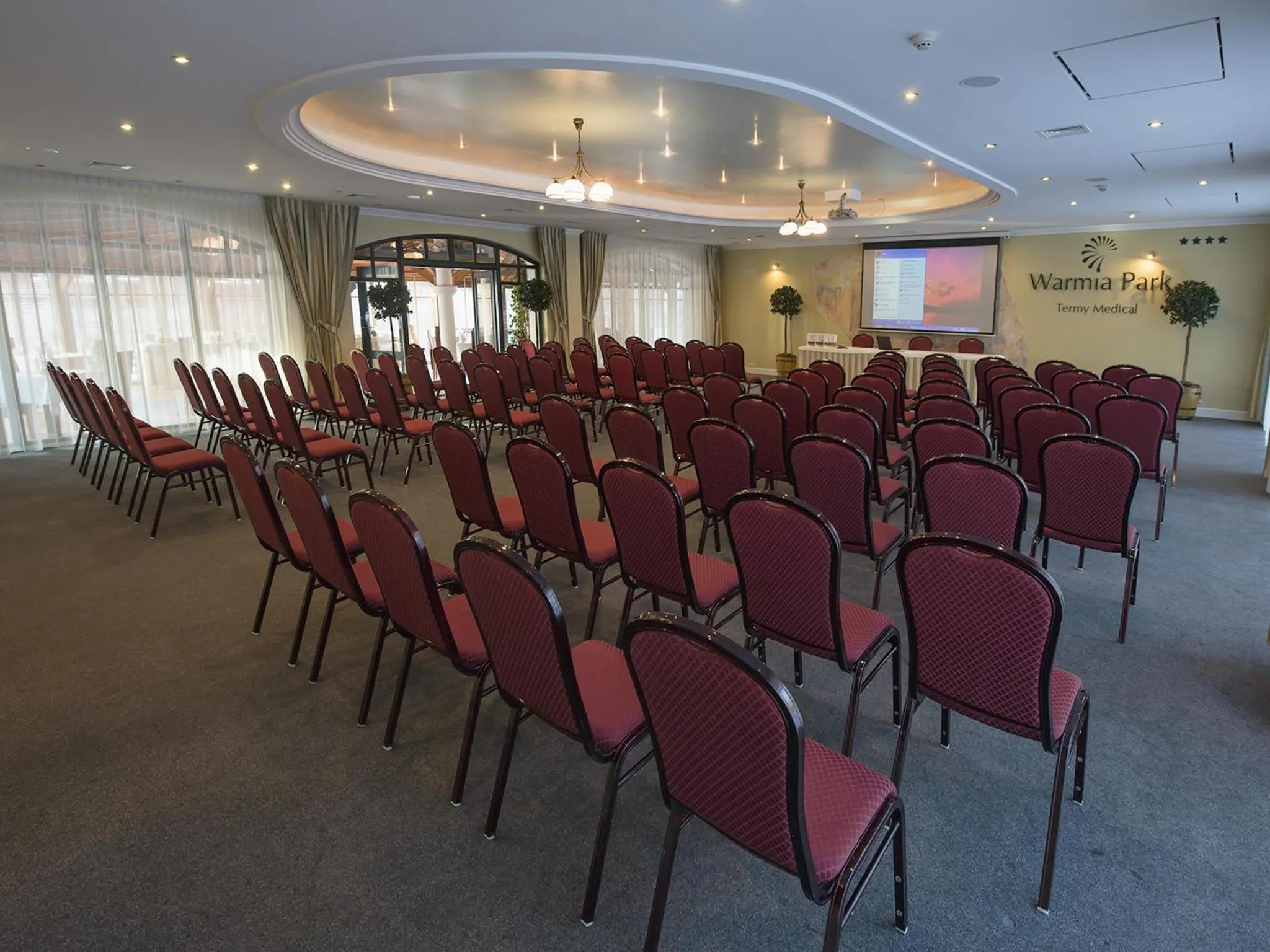 Business facilities in Warmia Park