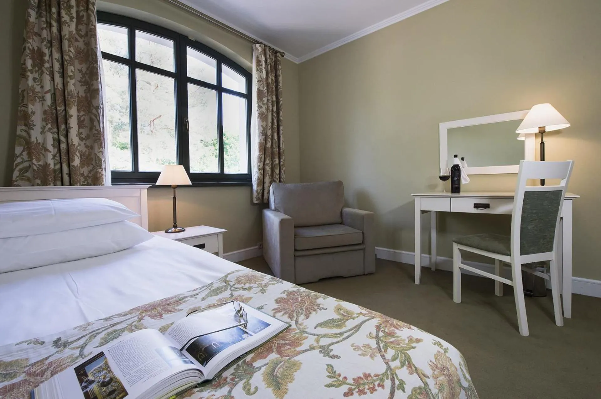 Photo of the whole room, Bed in Warmia Park
