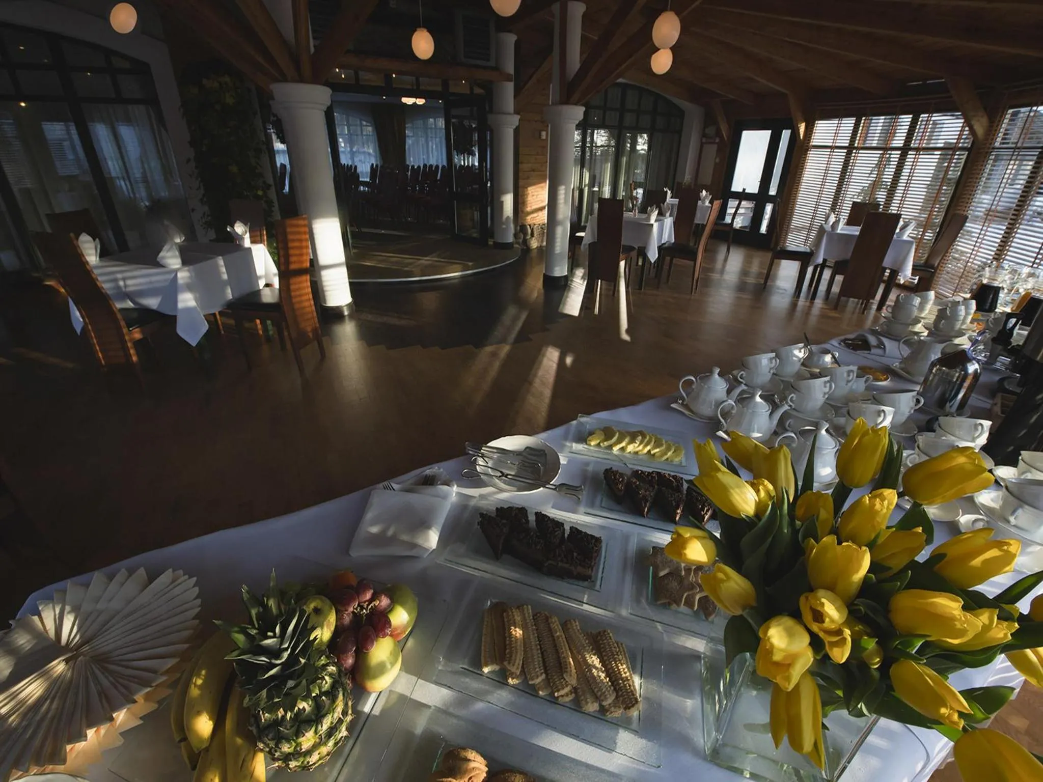 Restaurant/places to eat in Warmia Park
