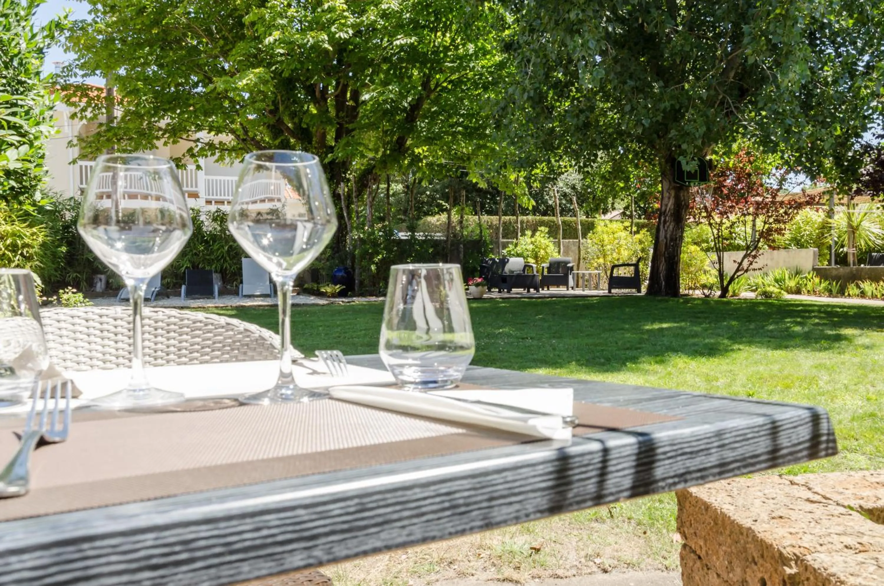 Day in LOGIS HOTELS - Hôtel et Restaurant L'Océana